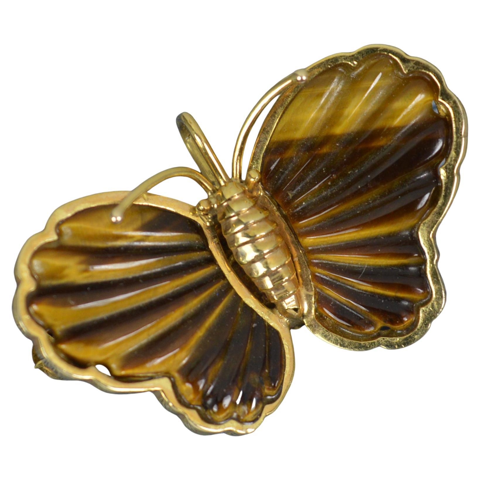 Impressive 14 Carat Gold and Carved Tigers Eye Butterfly Pendant Brooch For Sale