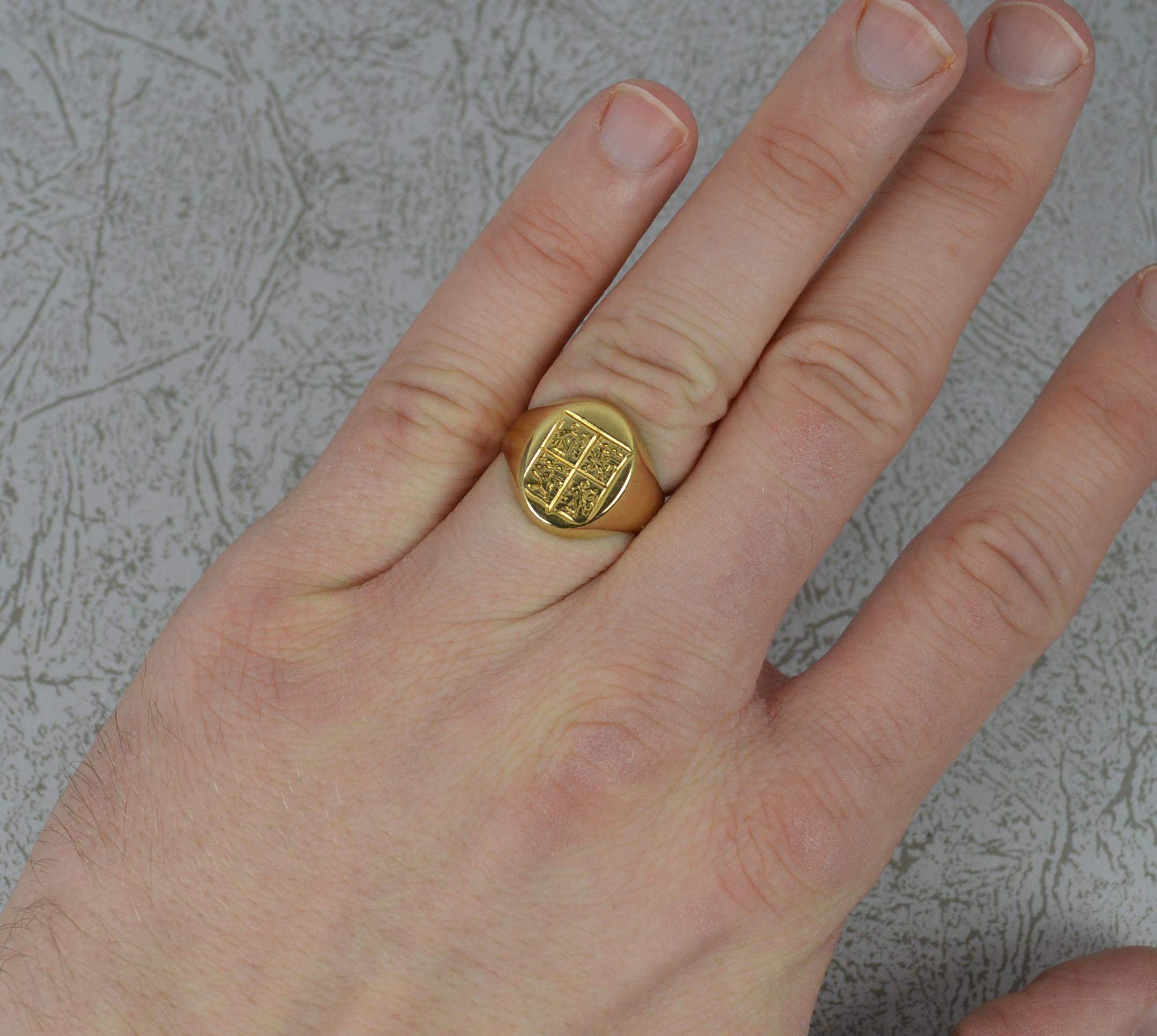 A superb vintage intaglio signet ring.
18 carat yellow gold example.
11mm x 15mm head.
The intaglio depicts a family crest. 

CONDITION ; Very good. Clean band. Crisp intaglio. Light general wear only. Please view photographs.

WEIGHT ; 6.7