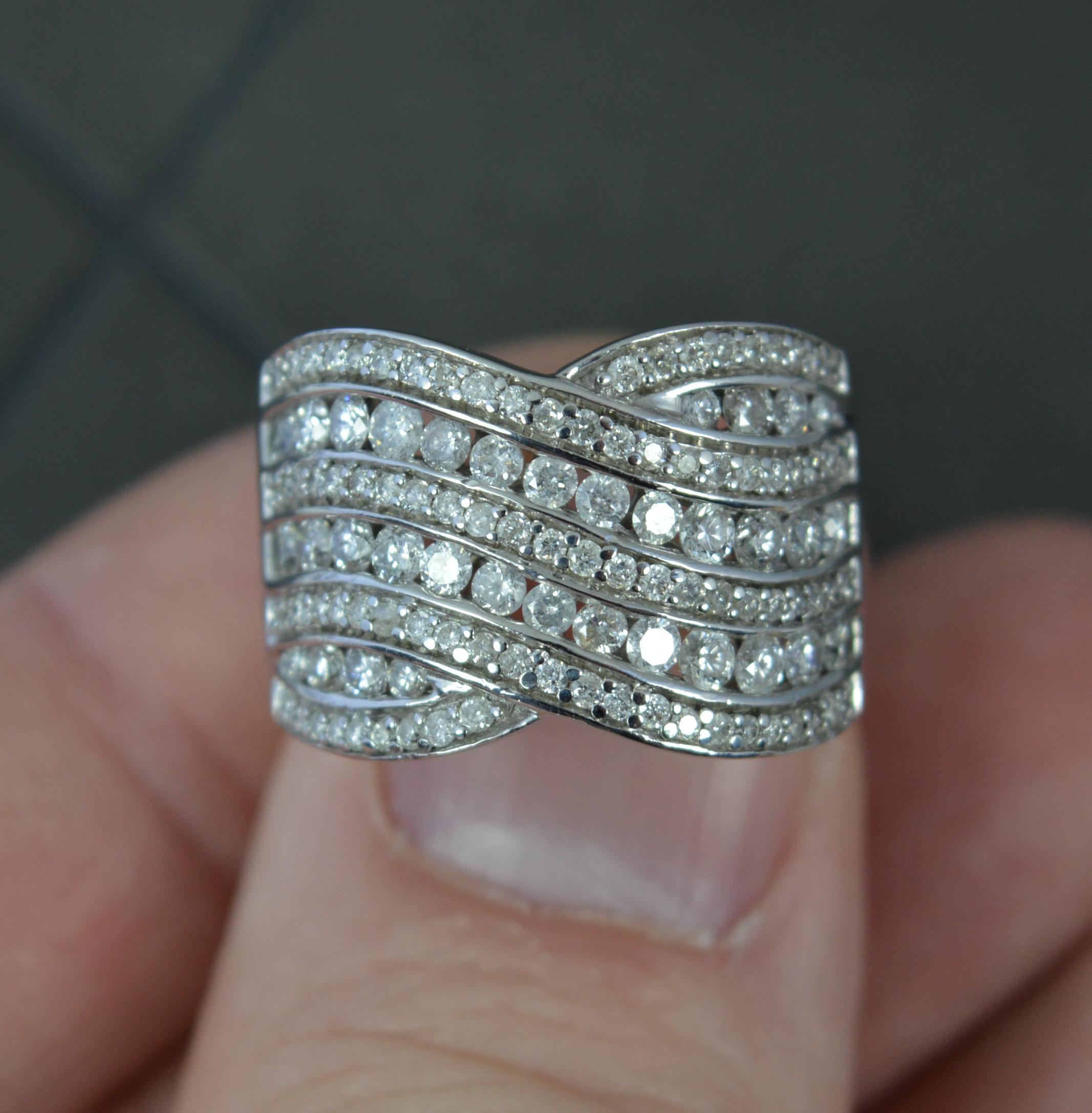 Impressive 18 Carat White Gold and 1.00ct Diamond Cluster Ring In Excellent Condition For Sale In St Helens, GB