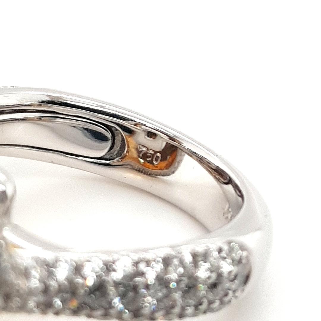 Impressive 18kt  White Gold Ring with 20ct Honey Citrine, 4ct Diamonds For Sale 4