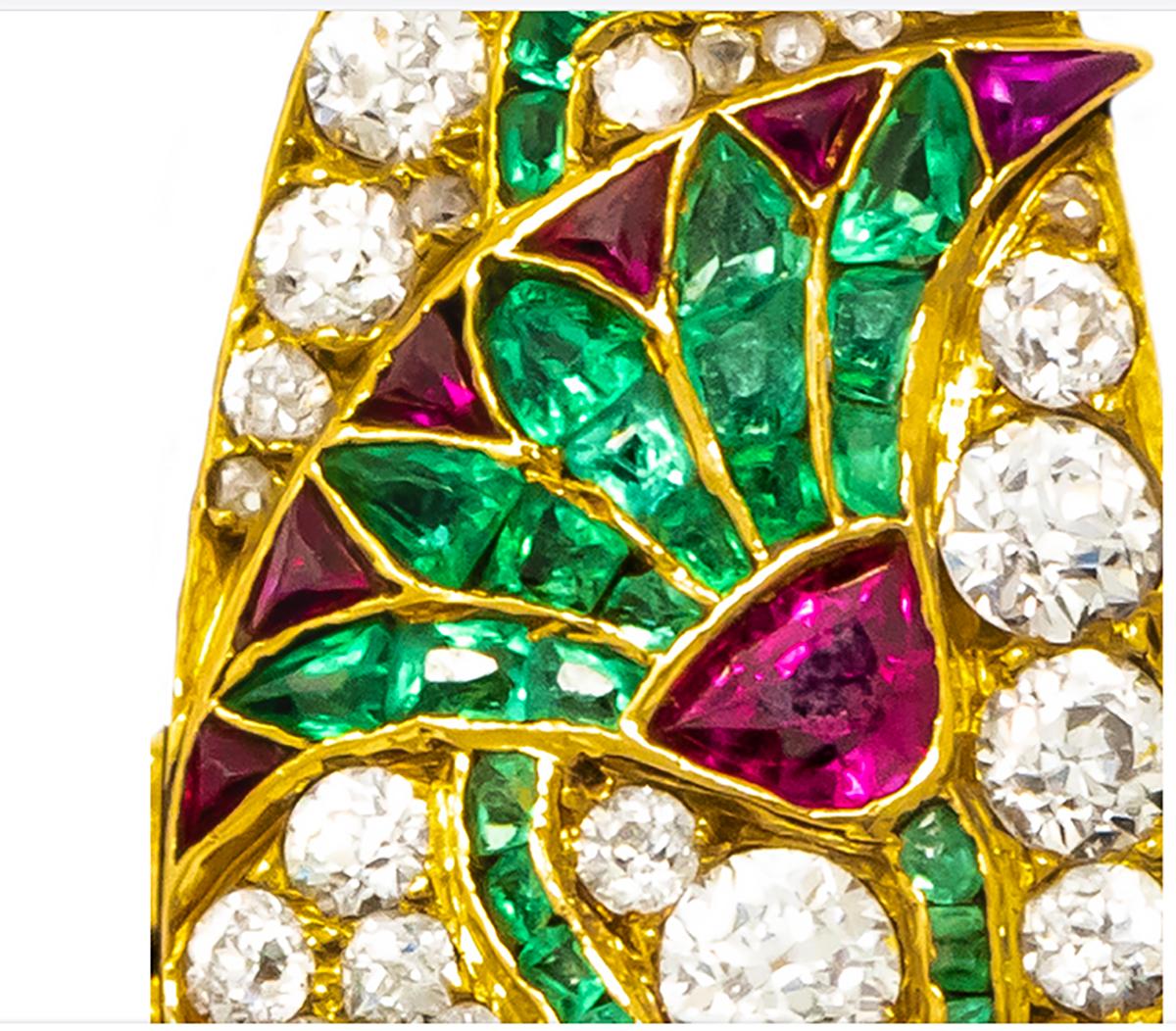 Impressive 1890s French Egyptian Revival Motif Ruby Emerald Diamond Lotus Ring For Sale 6