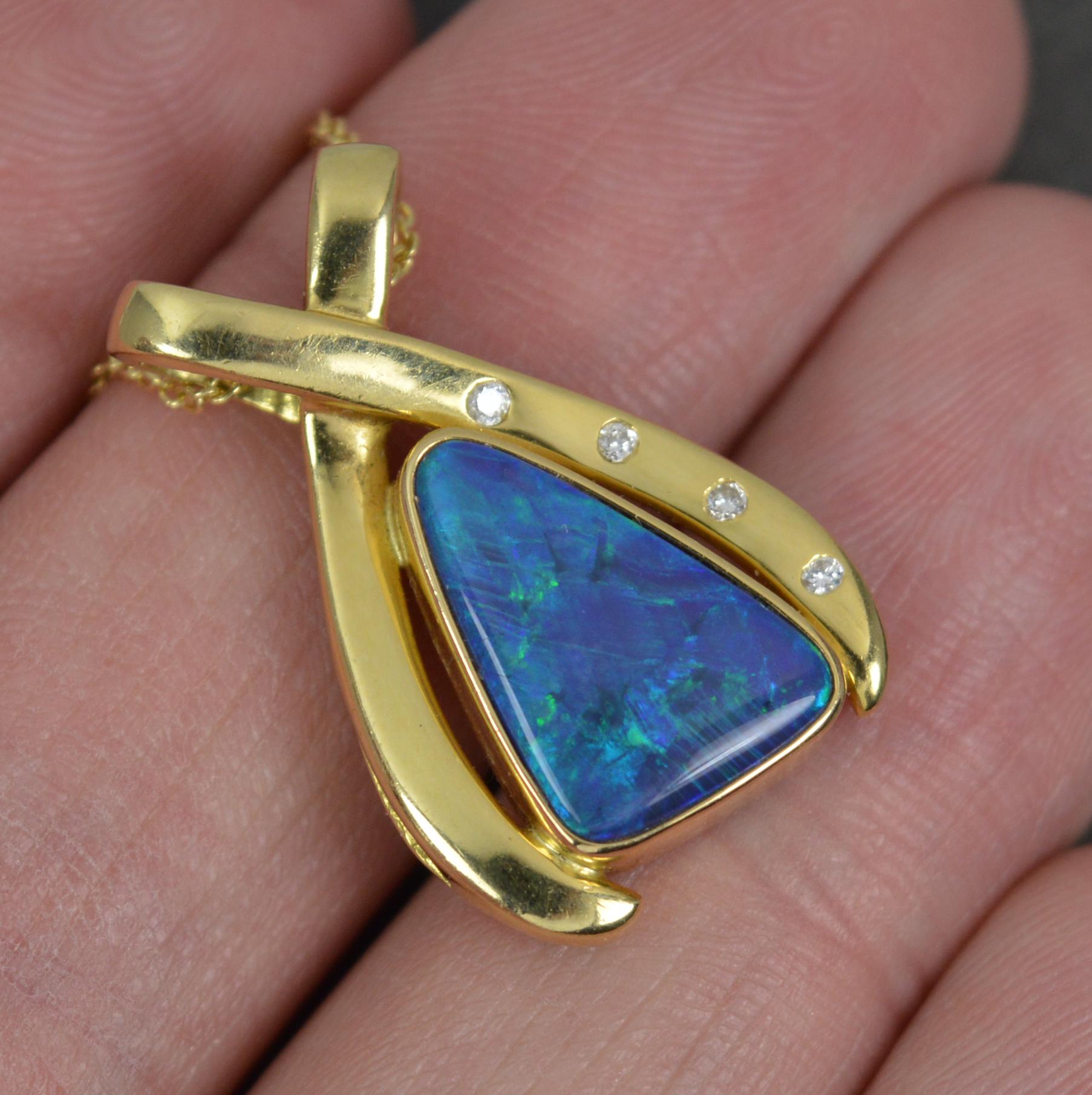 Impressive 18 Carat Gold Opal and Diamond Pendant and Chain In Excellent Condition For Sale In St Helens, GB