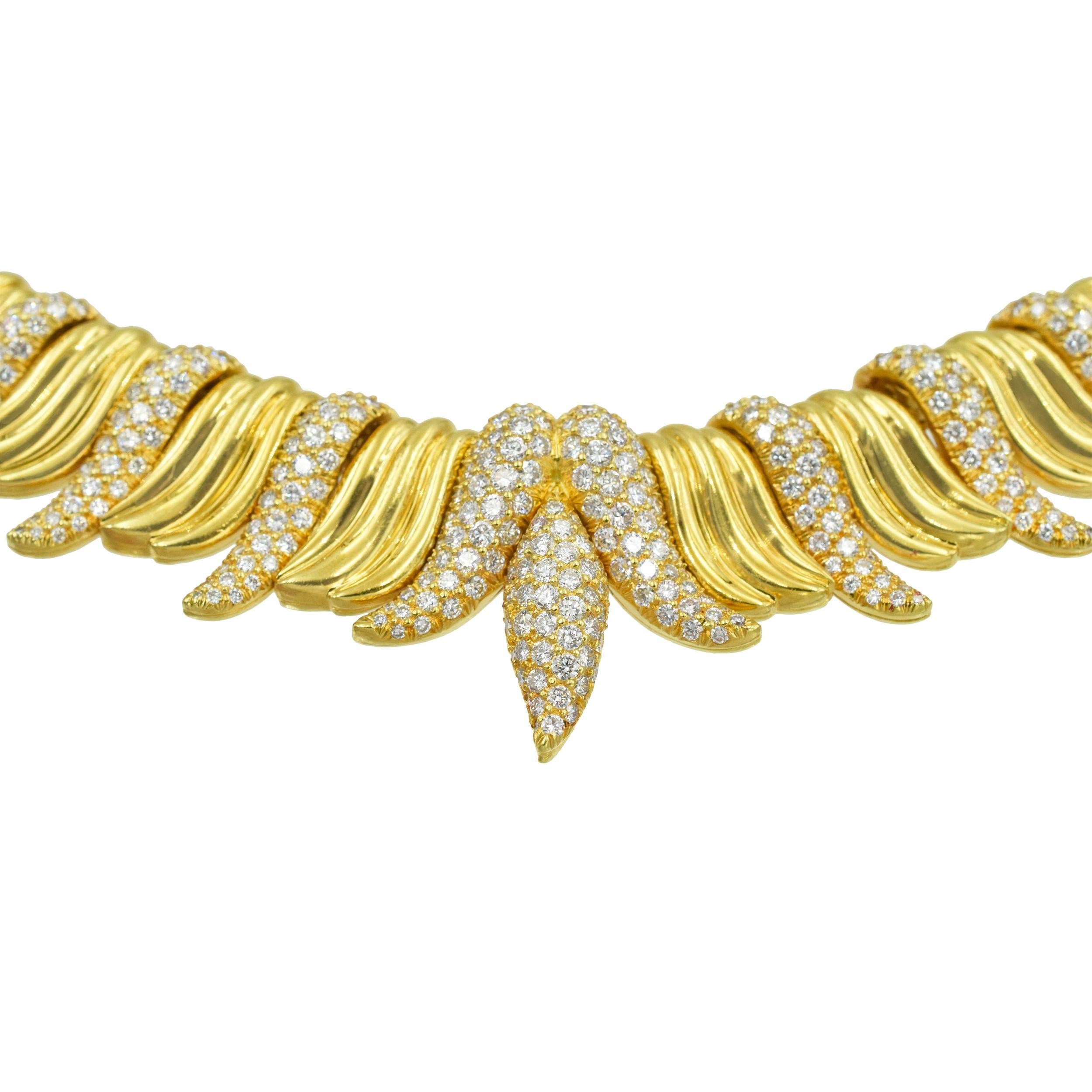 Impressionante collana in oro 18k e diamanti in vendita 4