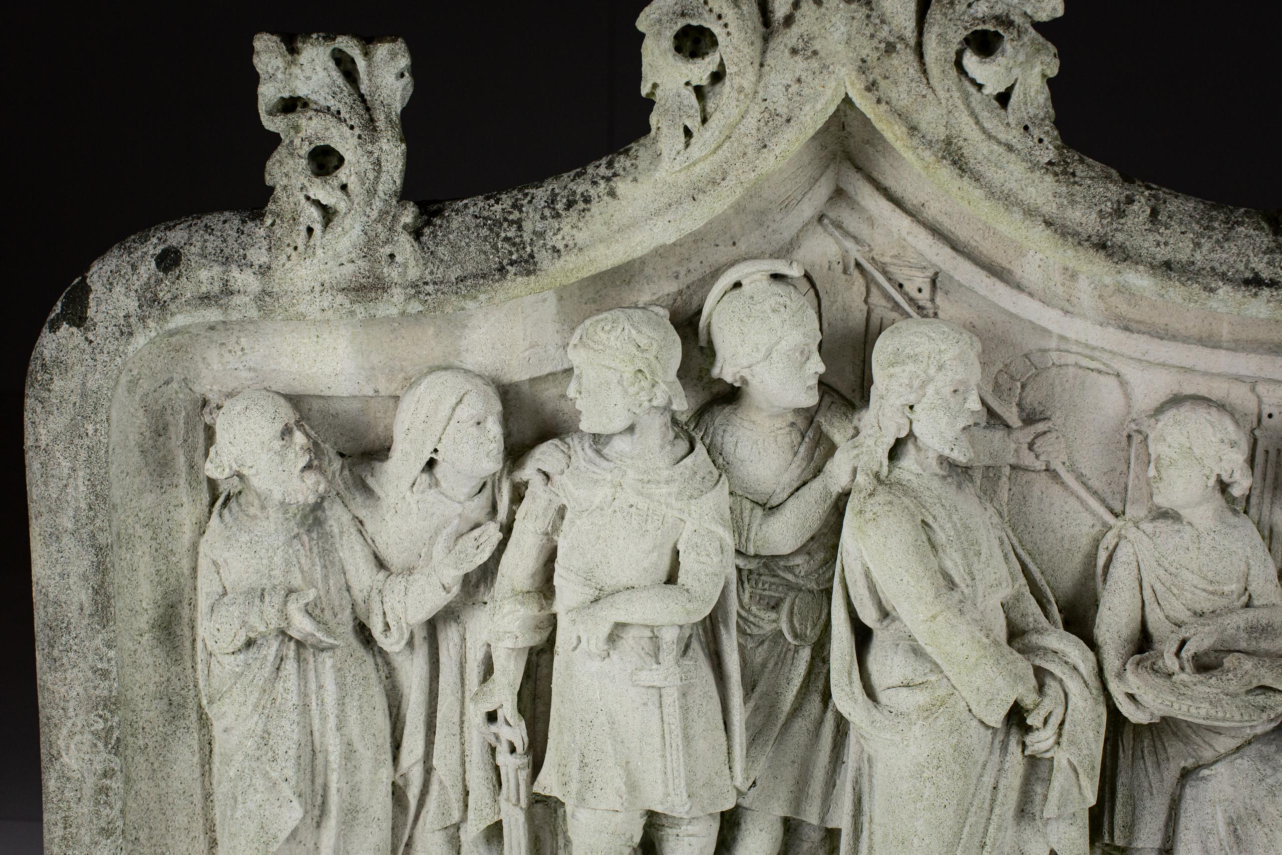 Impressionnant relief en pierre sculptée du 18e siècle ou plus antérieur de la Condemnation en vente 12