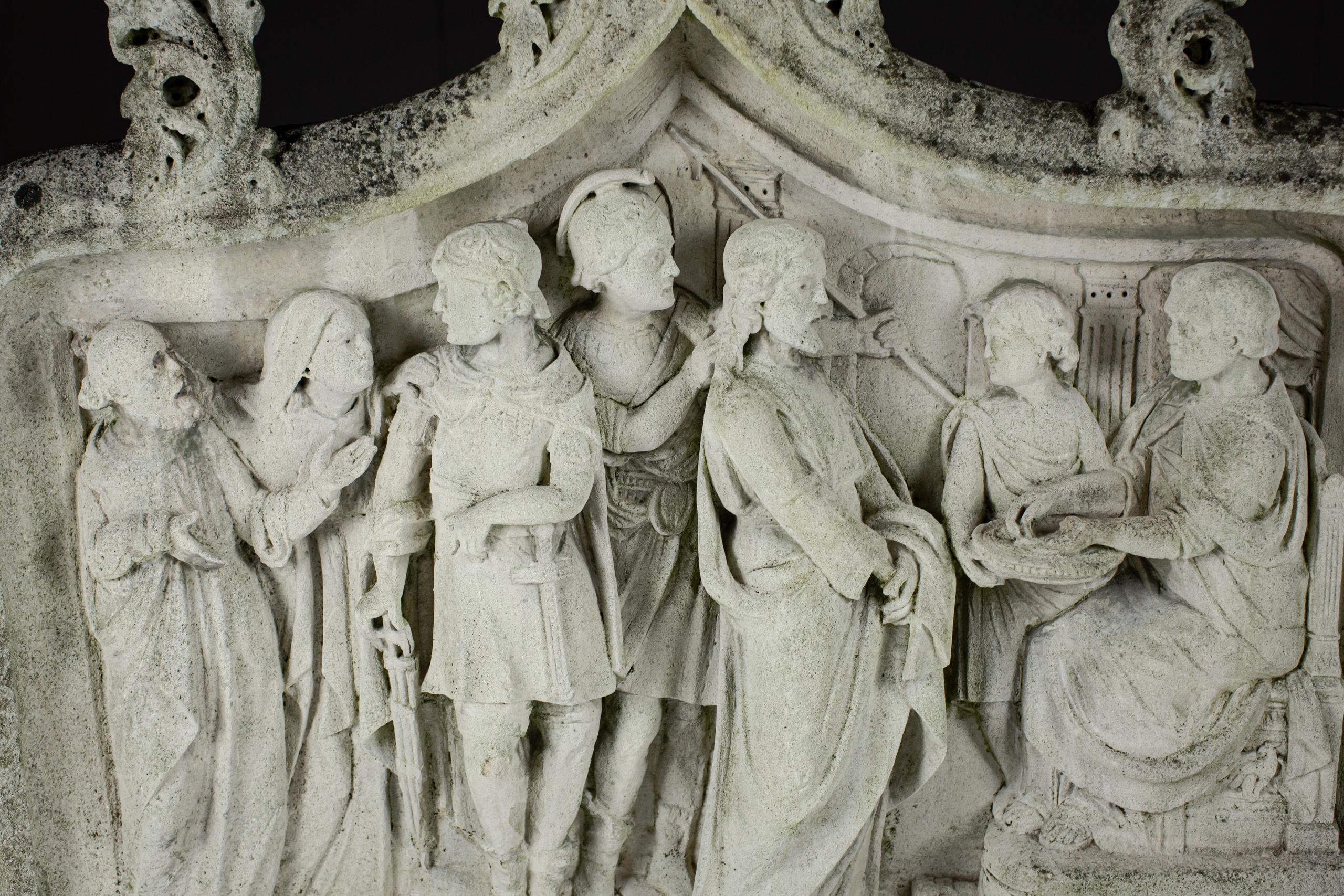 Impressionnant relief en pierre sculptée du 18e siècle ou plus antérieur de la Condemnation en vente 13
