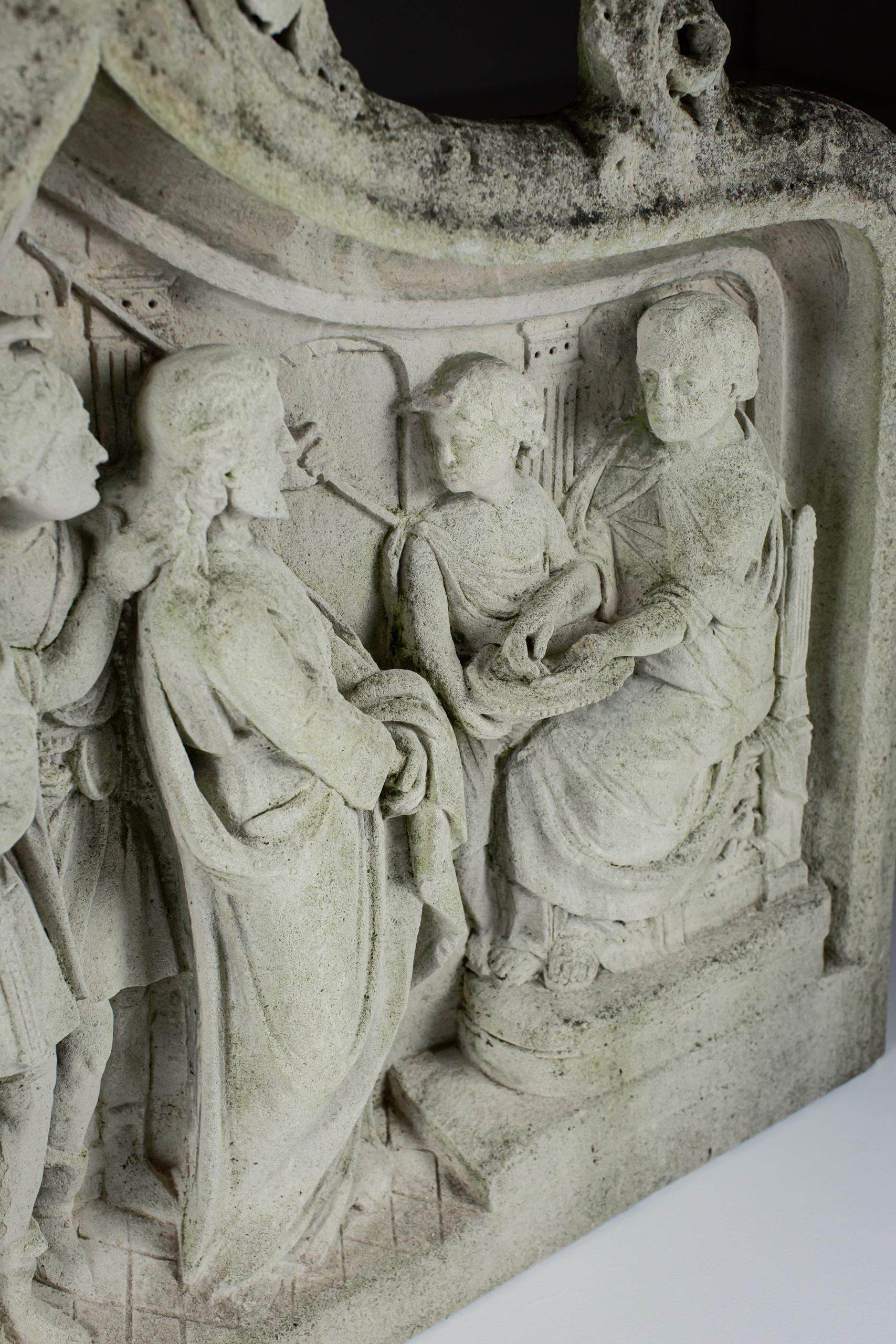 XVIIIe siècle Impressionnant relief en pierre sculptée du 18e siècle ou plus antérieur de la Condemnation en vente