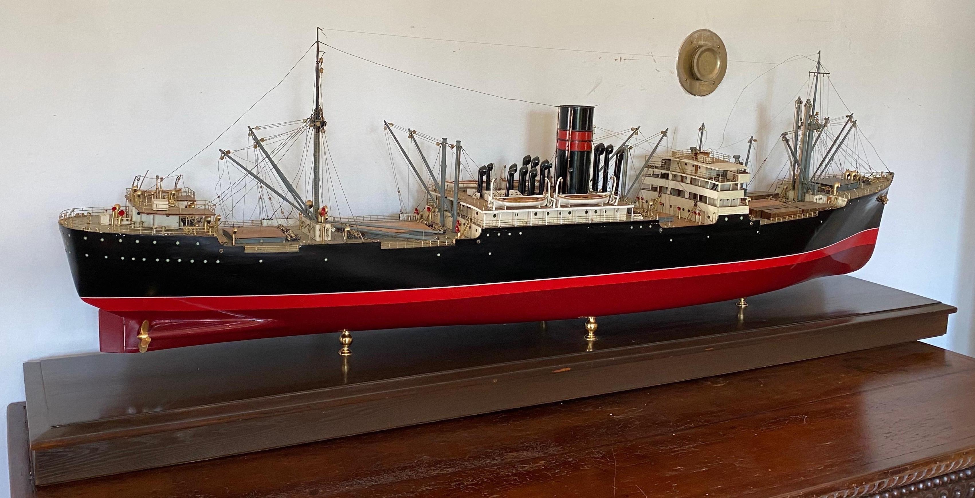 Impressive 1930s Scottish Handmade Builder's Model of the Clan Forbes In Good Condition In Charleston, SC