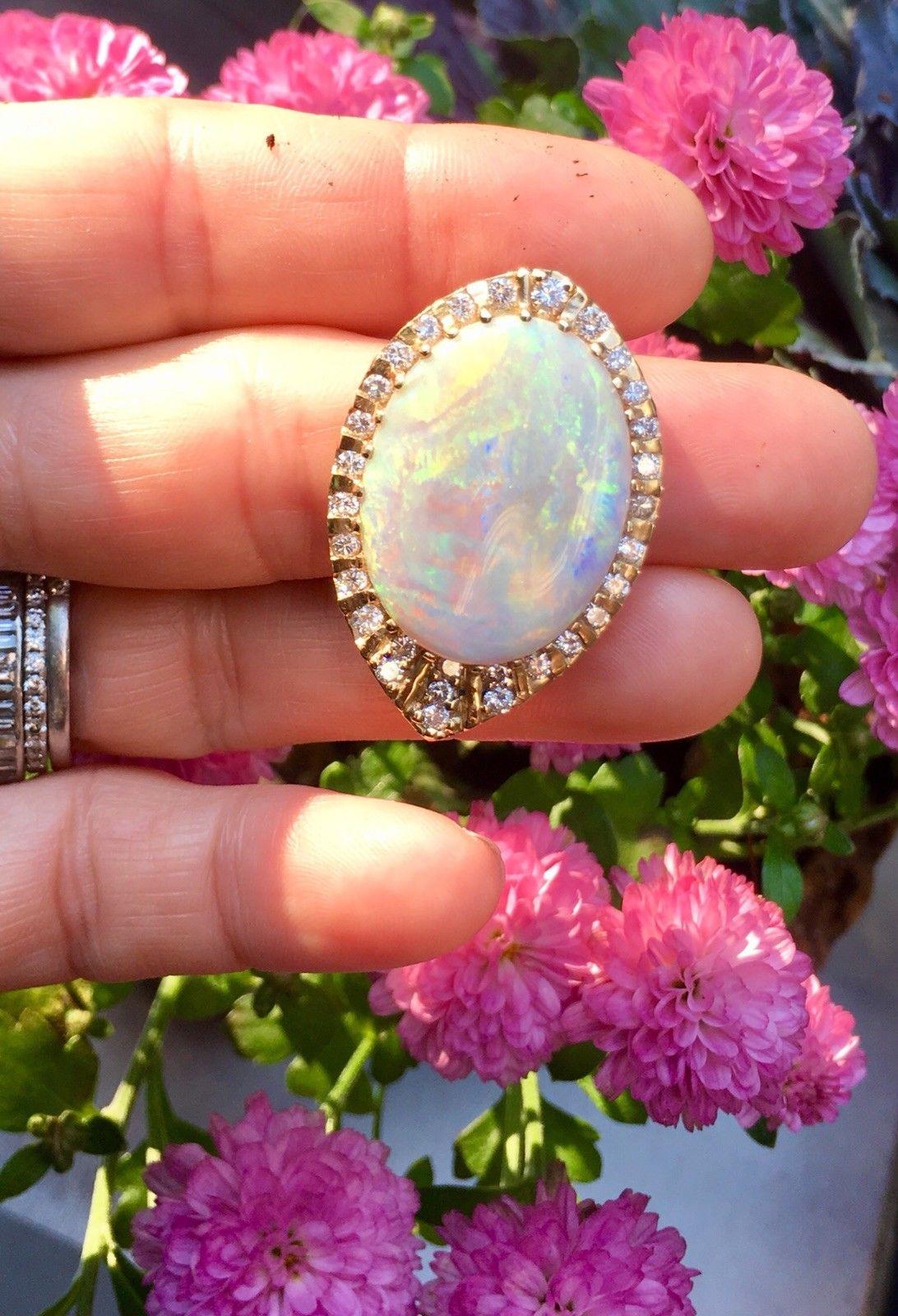 Impressive 1970s 14 Karat Gold 29 Carat Opal VS Diamond Brooch Necklace Pendant For Sale 2
