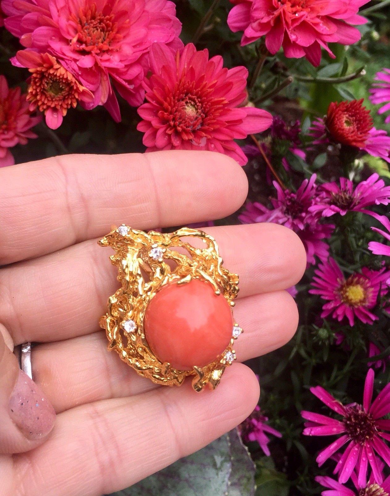 Round Cut Impressive 1970s 14 Karat Gold Coral Diamond Naturalistic Brooch Pendant