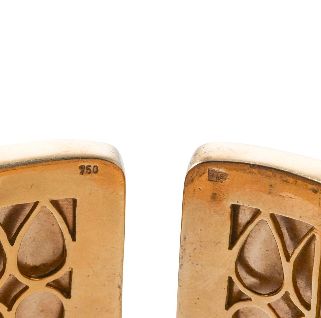 Impressive 1980s Elephant Gold Cuff Bracelet 189.2 grams In Excellent Condition In New York, NY