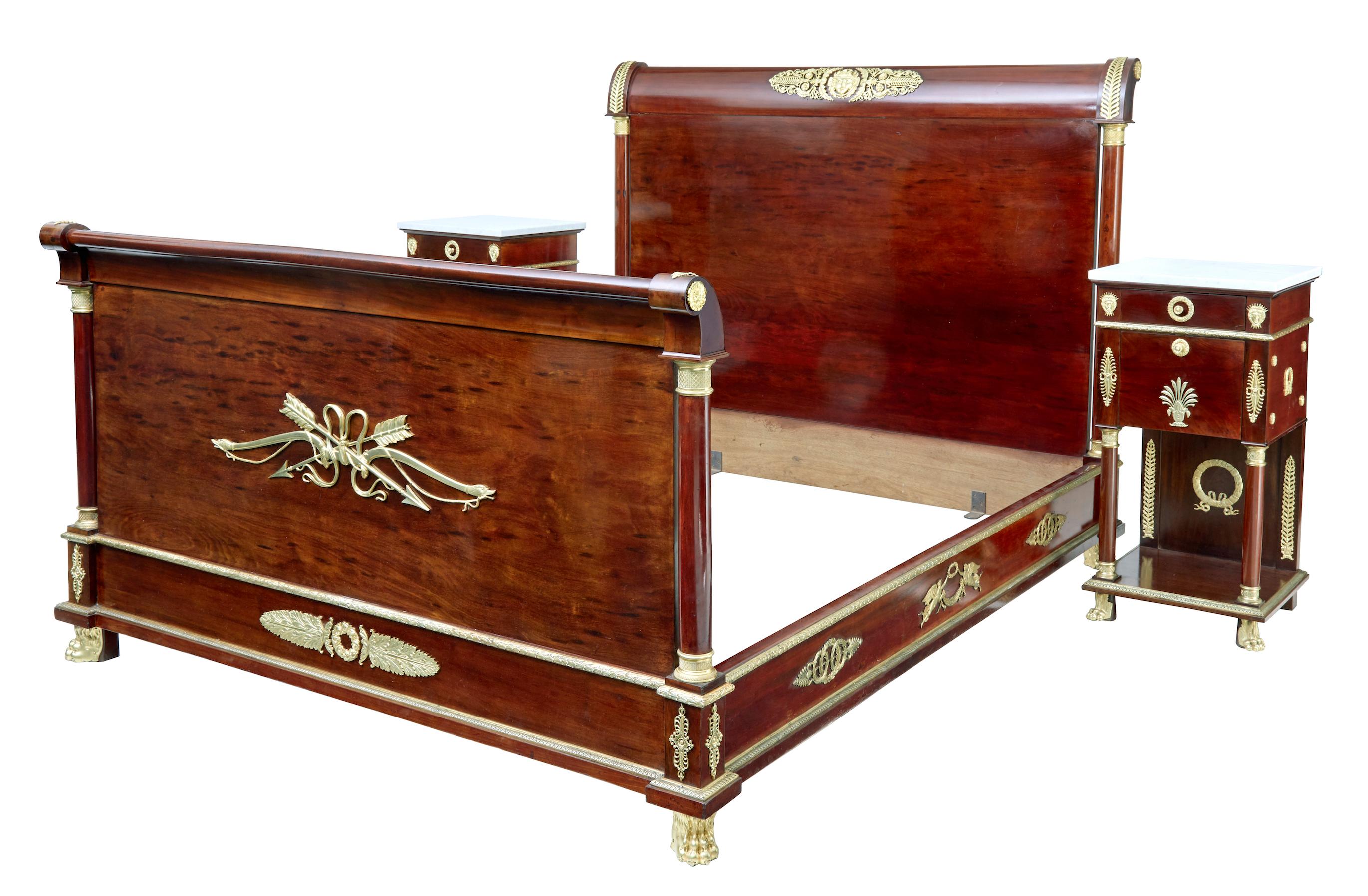 Beeindruckende französische Empire-Revival-Schlafzimmergarnitur aus dem 19. Jahrhundert mit 5 Pieces (Empire Revival) im Angebot