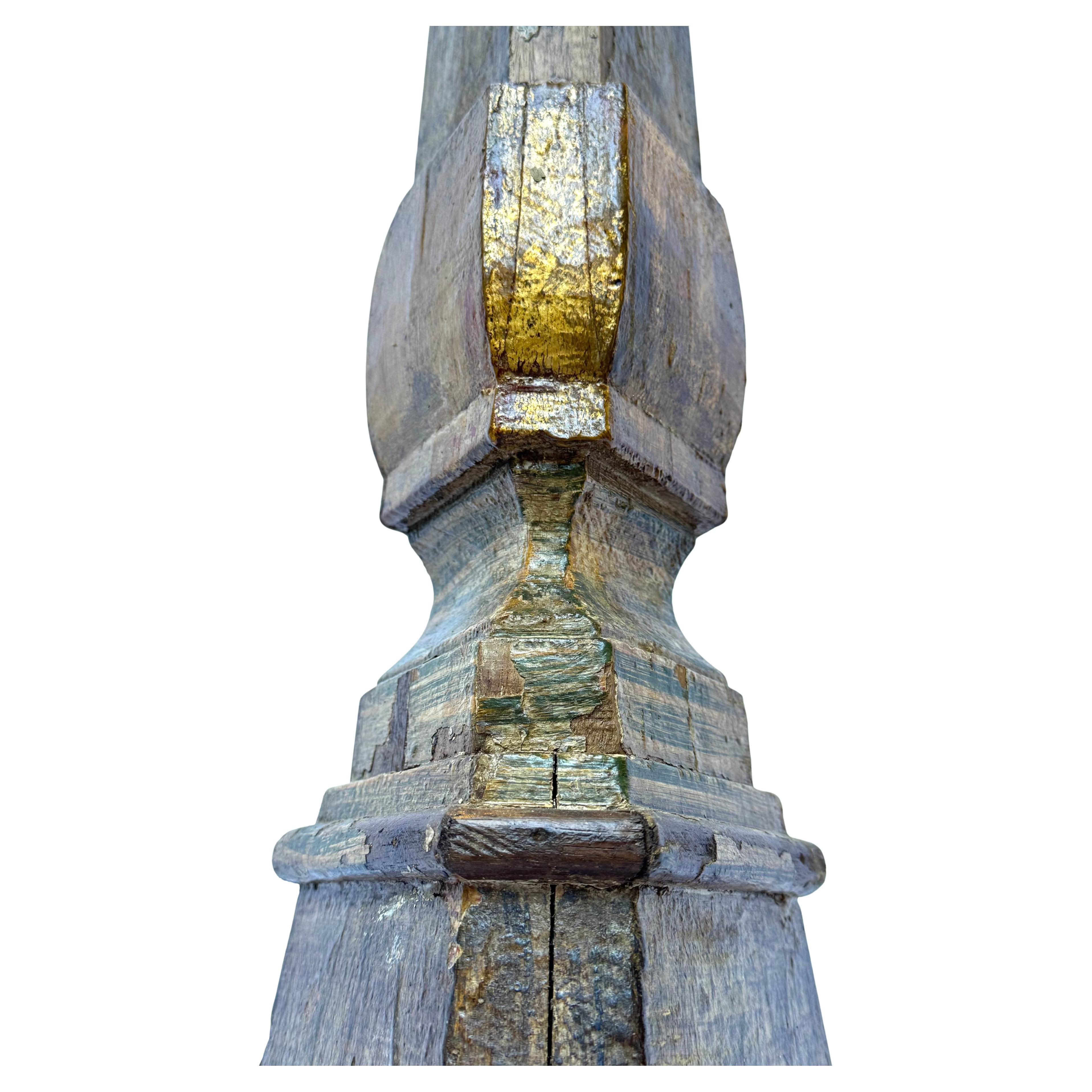 Legno Impressionante legno dorato italiano del XIX secolo  Altezza 113 cm - Chiavi di San Pietro in vendita