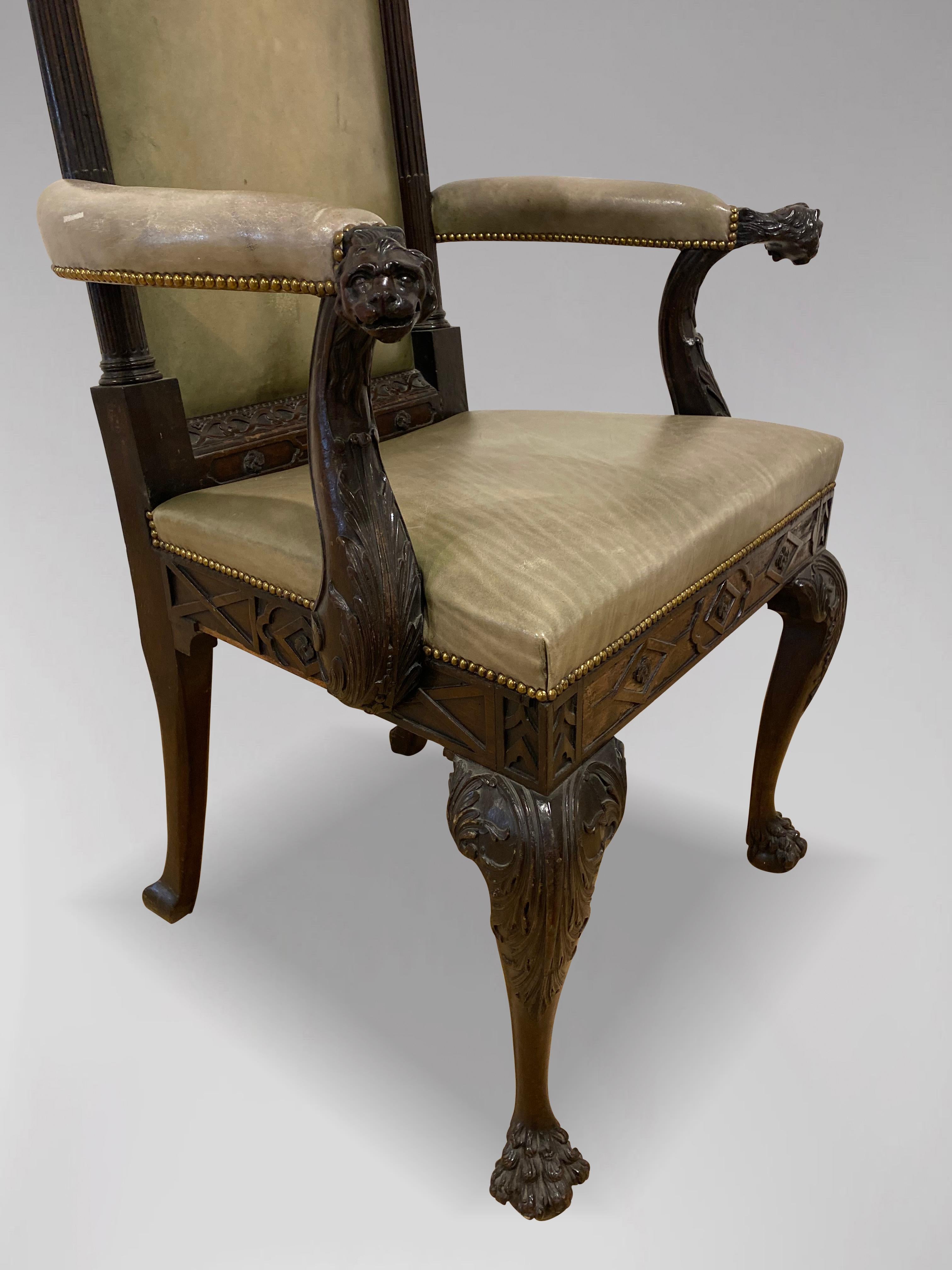 Impressionnant fauteuil trône maçonnique en acajou et cuir du 19ème siècle en vente 3