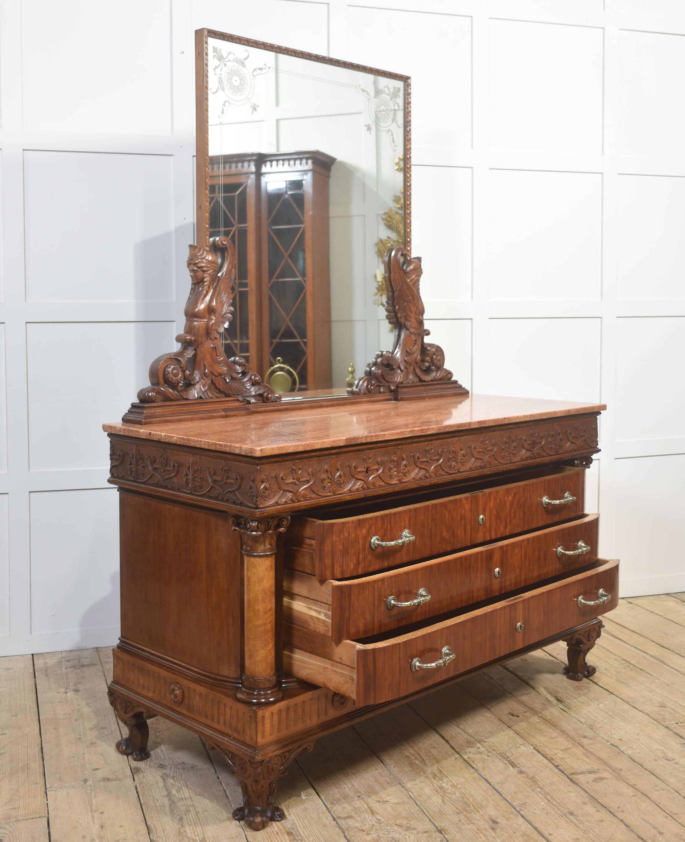 Impressive 19th-Century Mahogany Dressing Chest For Sale 8