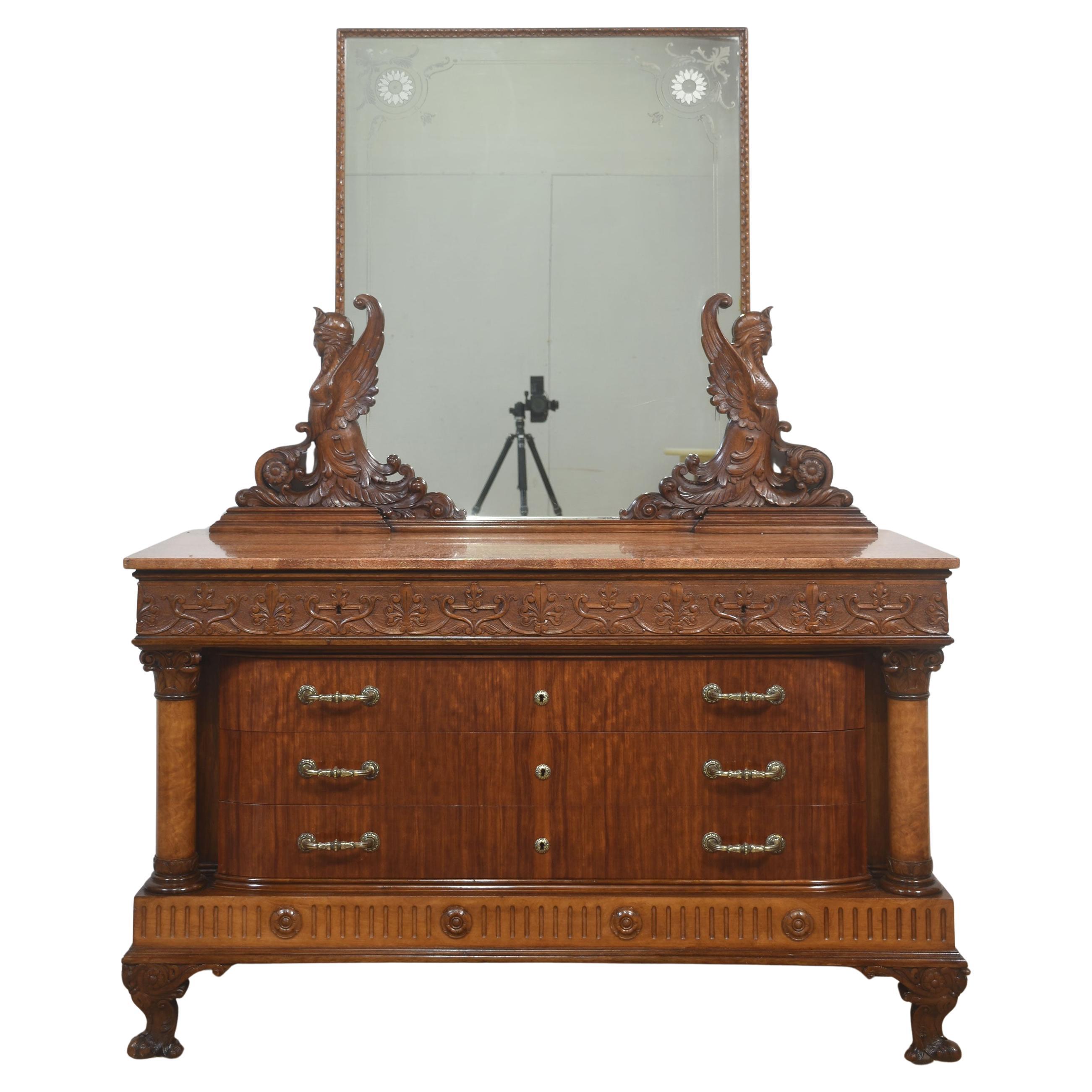 Impressive 19th-Century Mahogany Dressing Chest For Sale