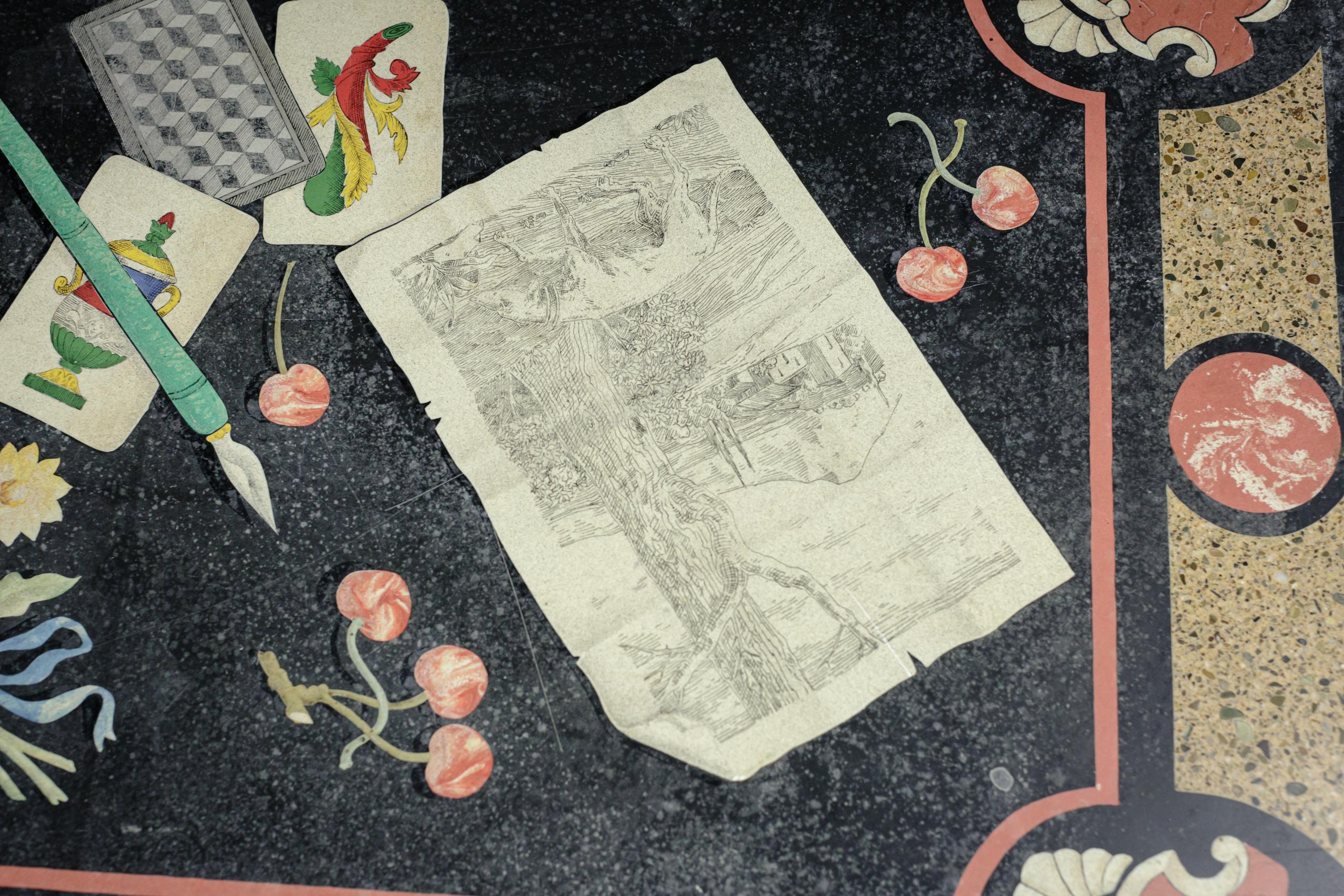 Impressionnante table en trompe l'oeil de Scagliola du 19e siècle en vente 1