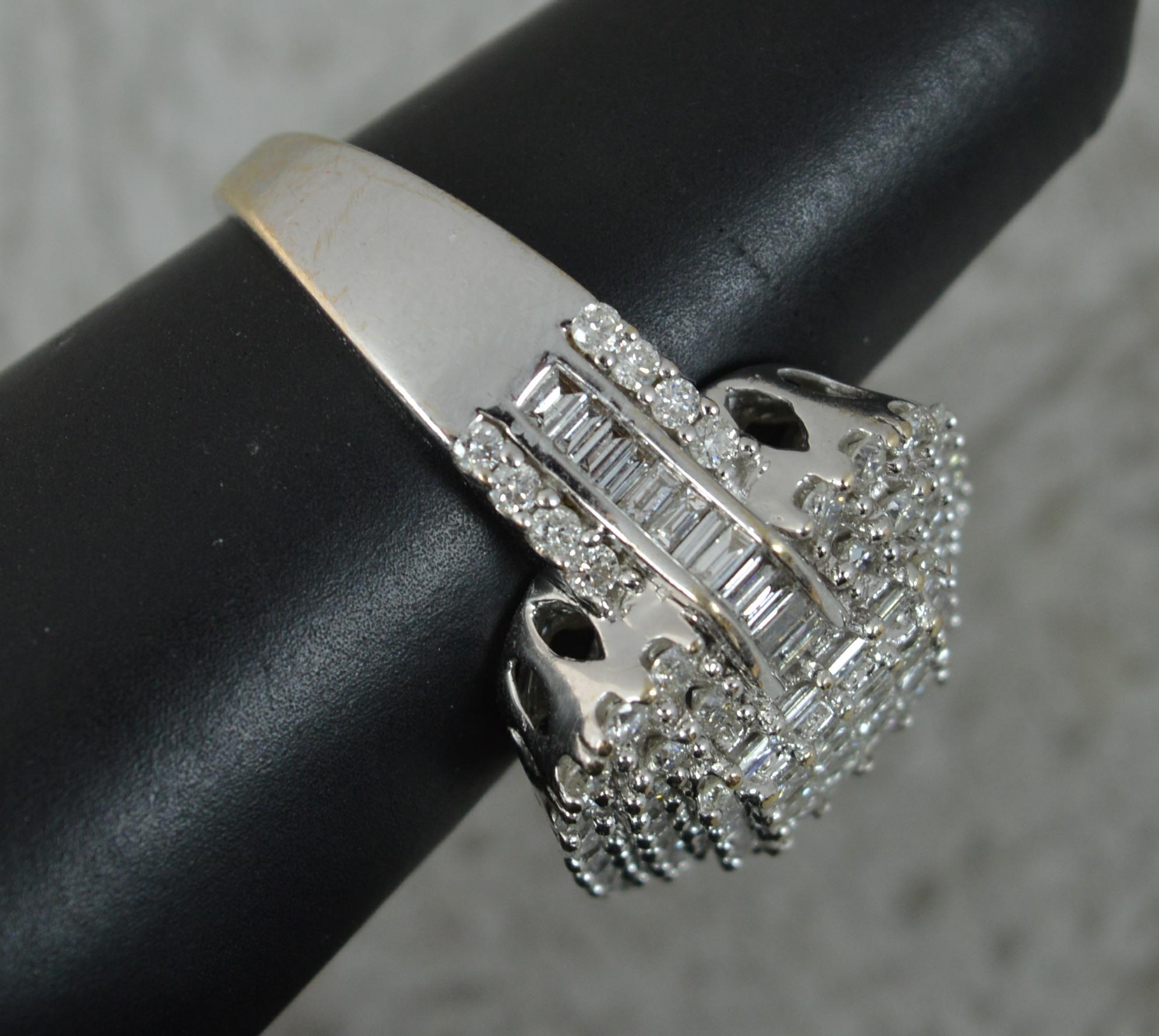 Beeindruckender Verlobungsring mit 2,00 Karat Diamant 18 Karat Weißgold Cluster 5