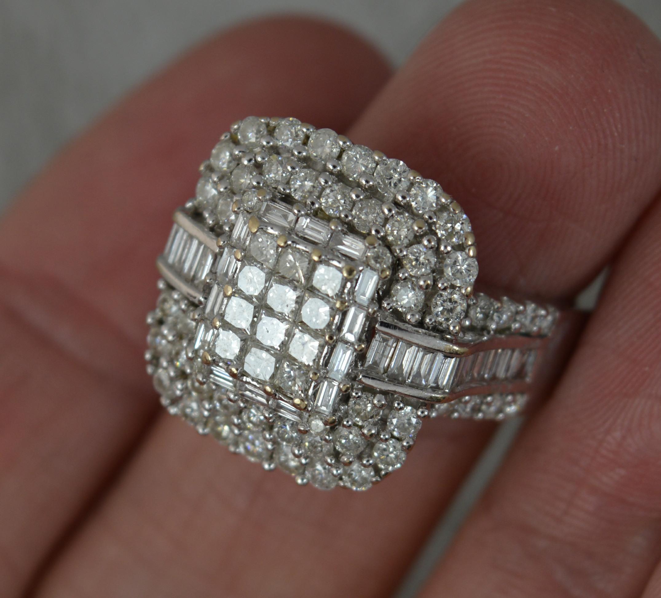 Beeindruckender Verlobungsring mit 2,00 Karat Diamant 18 Karat Weißgold Cluster 1