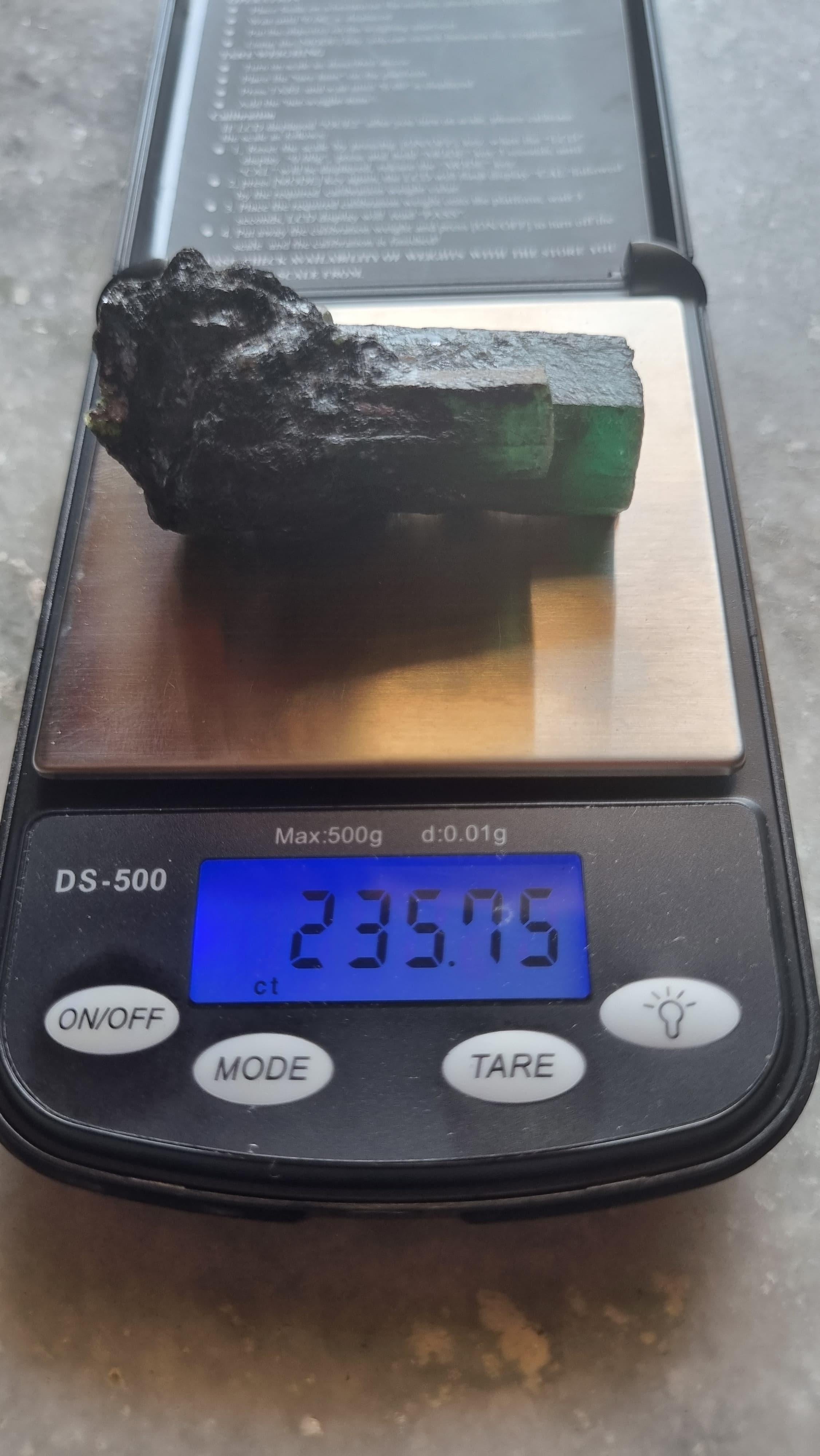Impressive 235.75 ct Brazilian Rough Emerald with Intense Natural Radiance For Sale 3