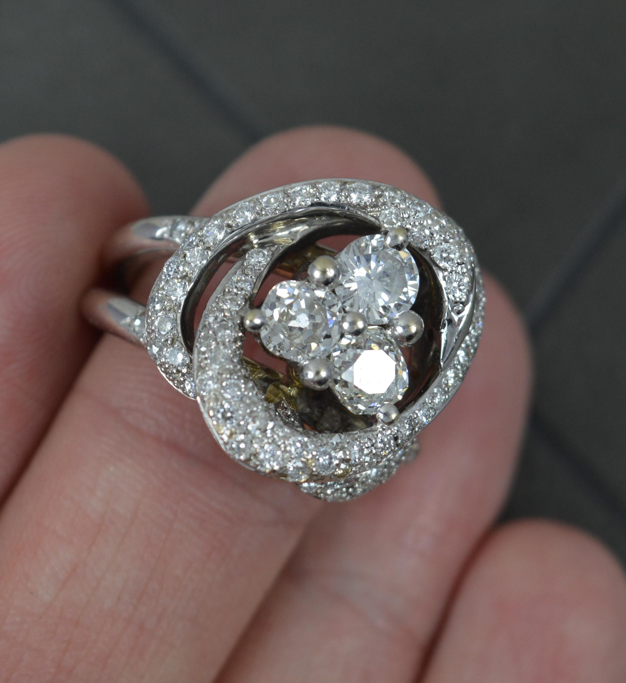 Impressive 2.5ct Diamond and 18ct Gold Heavy Cluster Ring For Sale 2