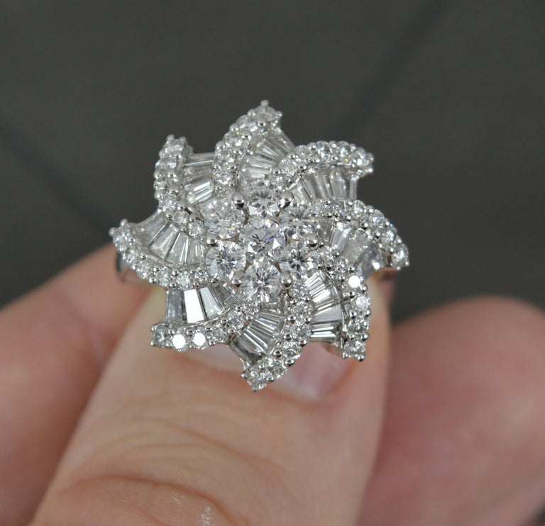 Impressive 2.5ct Diamond and 18ct Gold Swirl Cluster Ring For Sale at ...