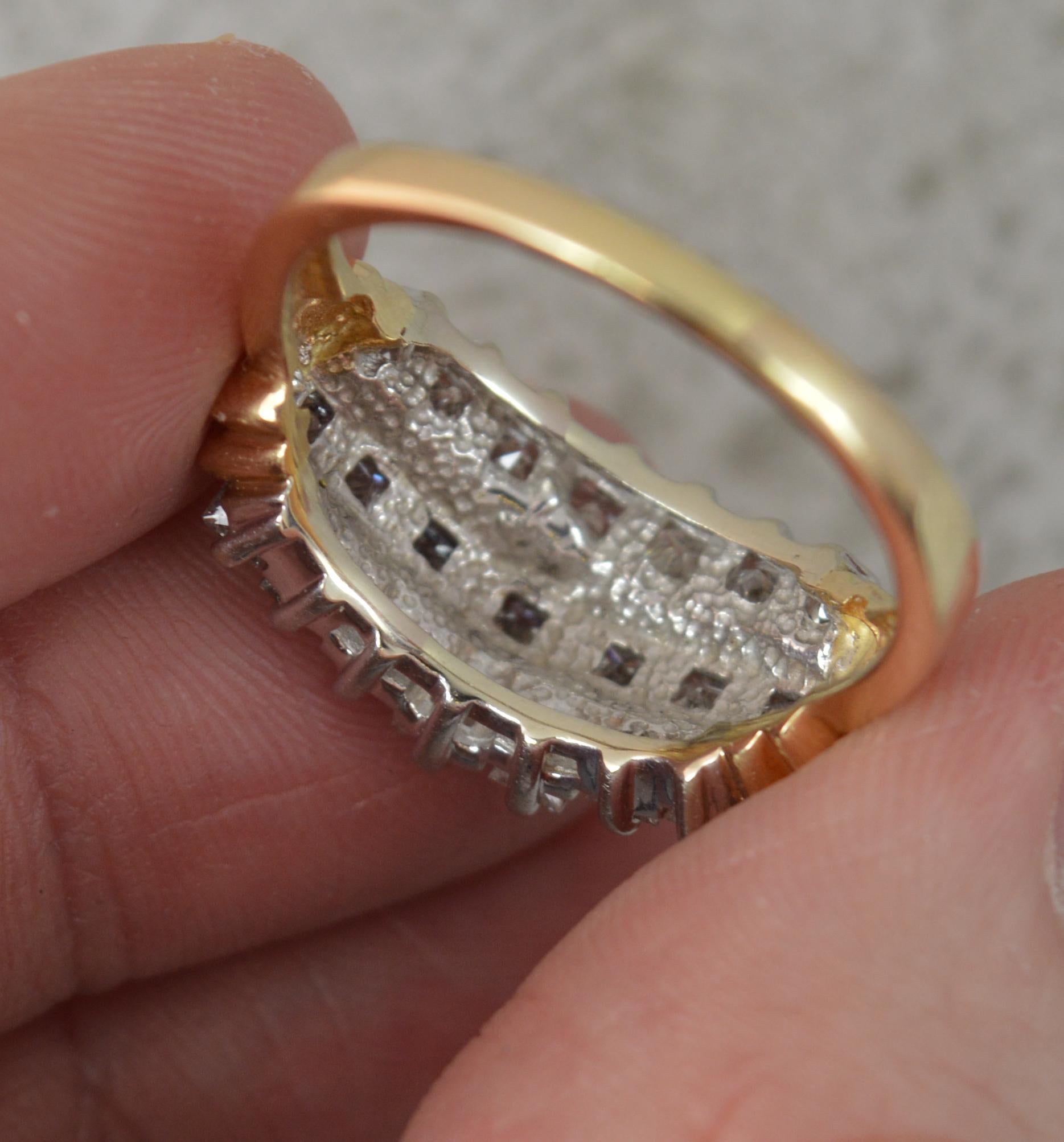 Impressionnante bague de fiançailles en or 14 carats avec grappe de diamants de 2,75 carats Excellent état - En vente à St Helens, GB