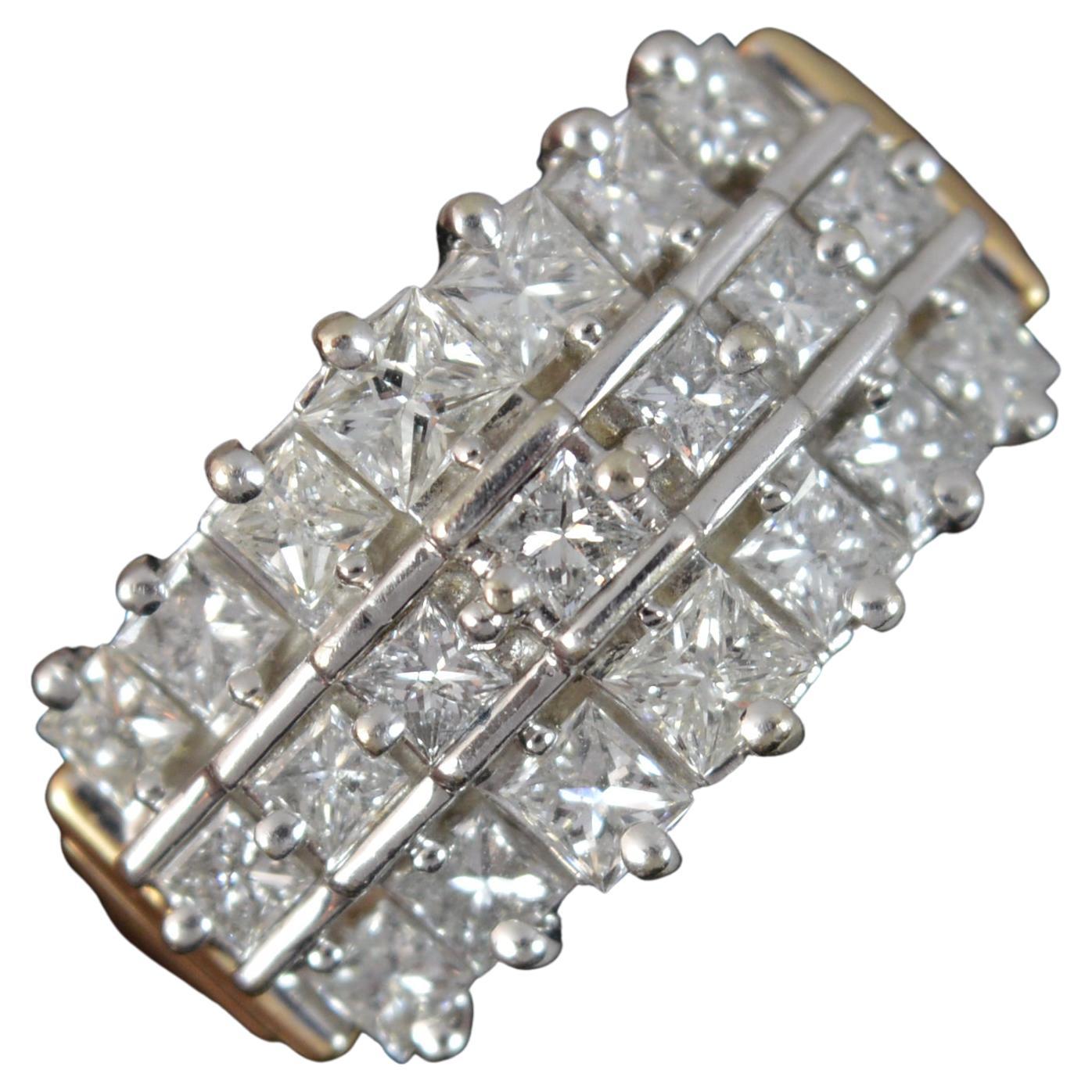 Impressive 2.75 Carat Diamond 14ct Gold Cluster Engagement Ring For Sale