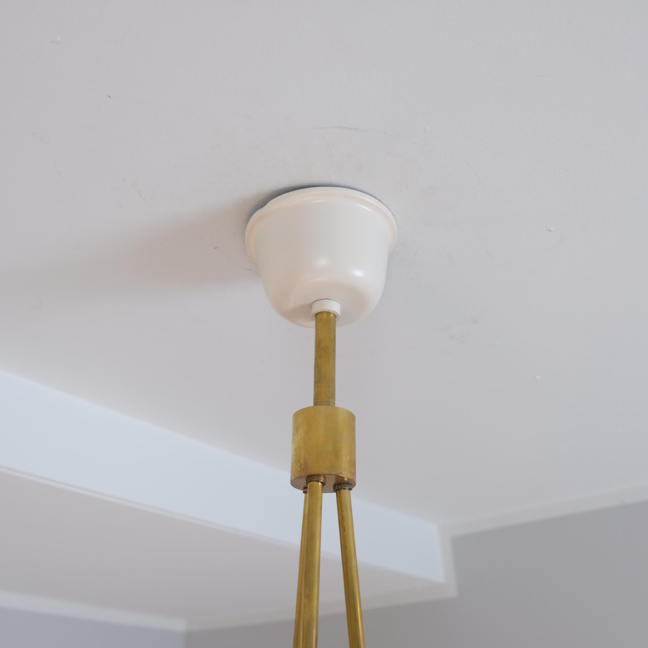 Beeindruckende 2 m hohe Paavo Tynell-Deckenleuchten aus Arabia Finnland, Taito 1940er Jahre. im Angebot 1