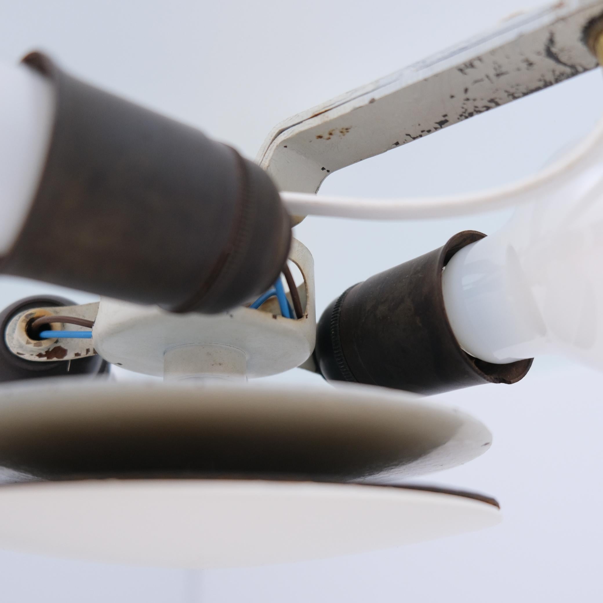 Beeindruckende 2 m hohe Paavo Tynell-Deckenleuchten aus Arabia Finnland, Taito 1940er Jahre. im Angebot 10