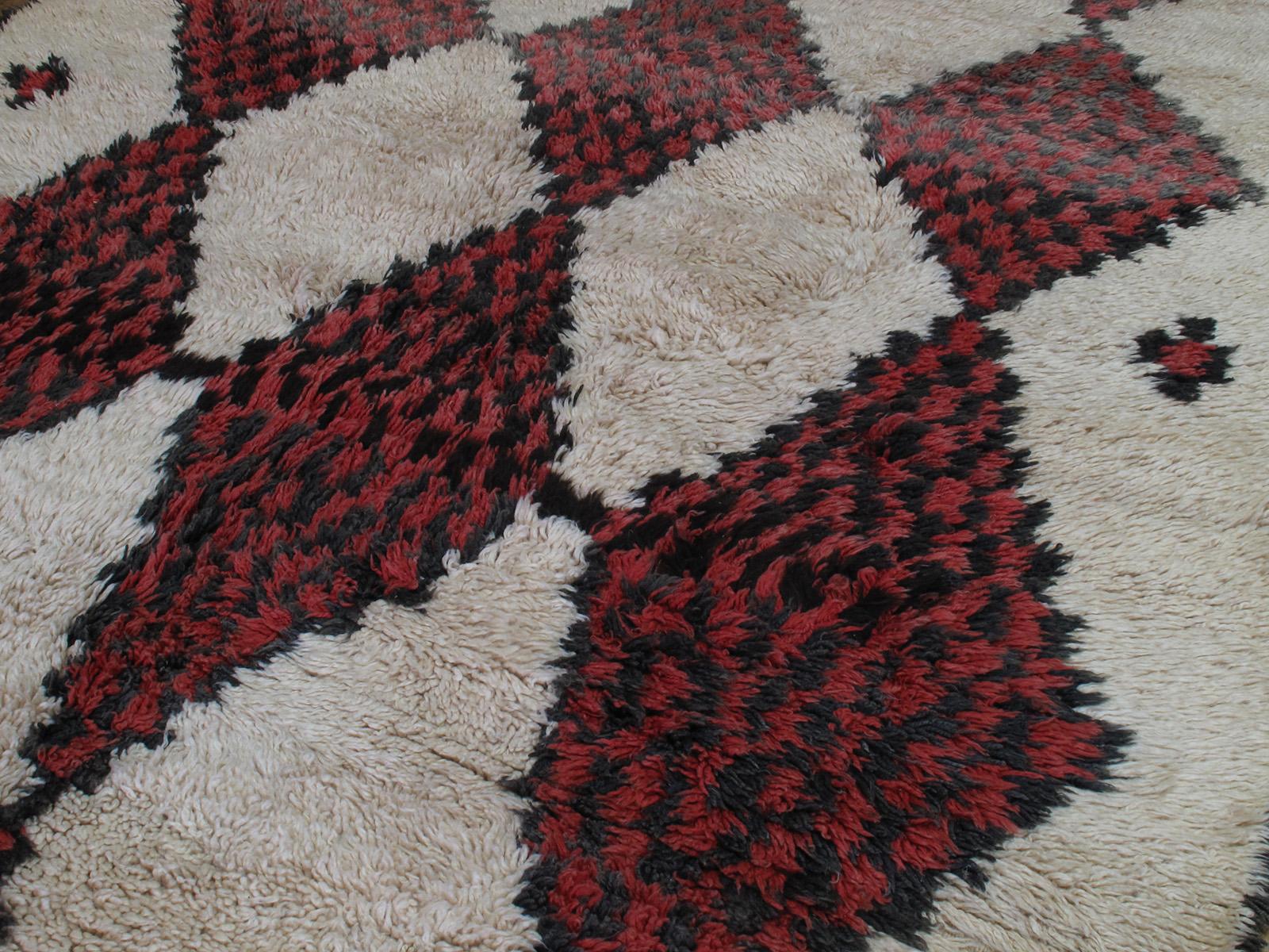 Moroccan Impressive Ait Bou Ichaouen Carpet 'DK-113-43'