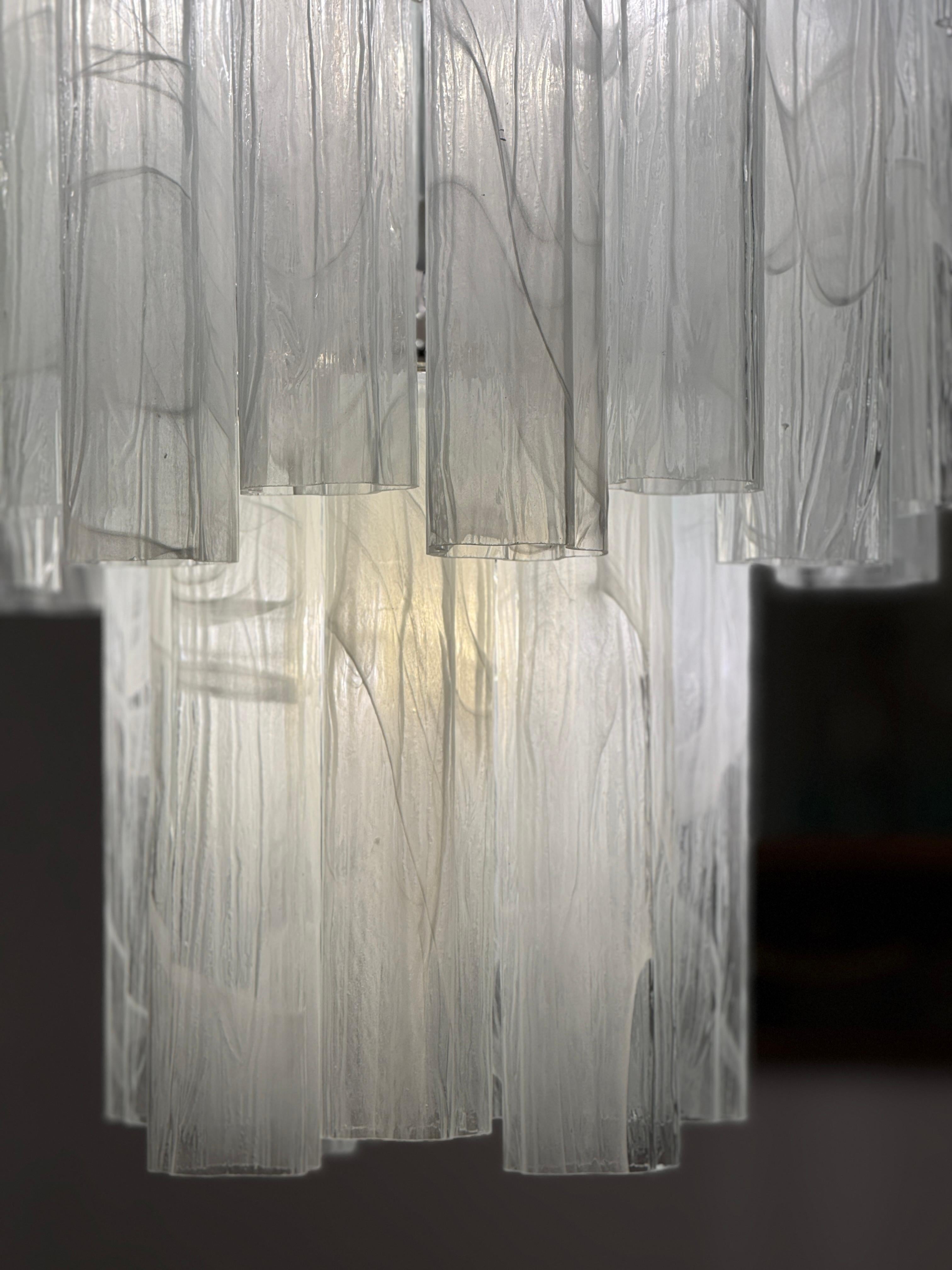 Impressionante lampadario Tronchi in vetro di Murano effetto alabastro in vendita 8