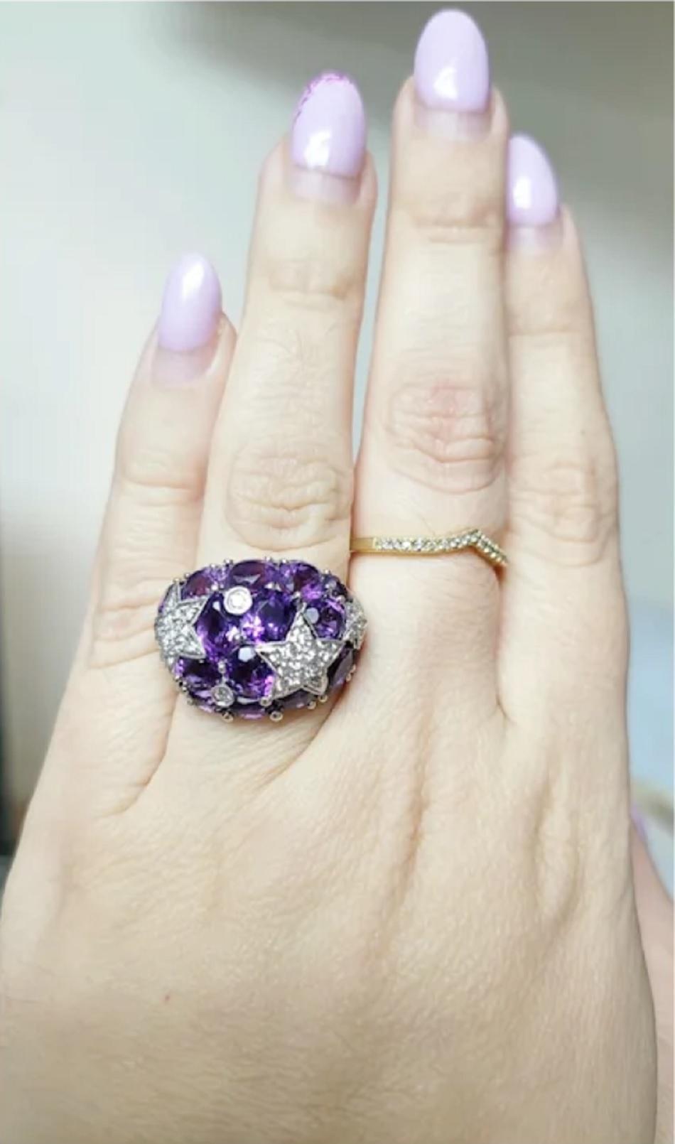 Impressive Amethyst Two Tone Ring with Diamonds In Excellent Condition For Sale In New York, NY