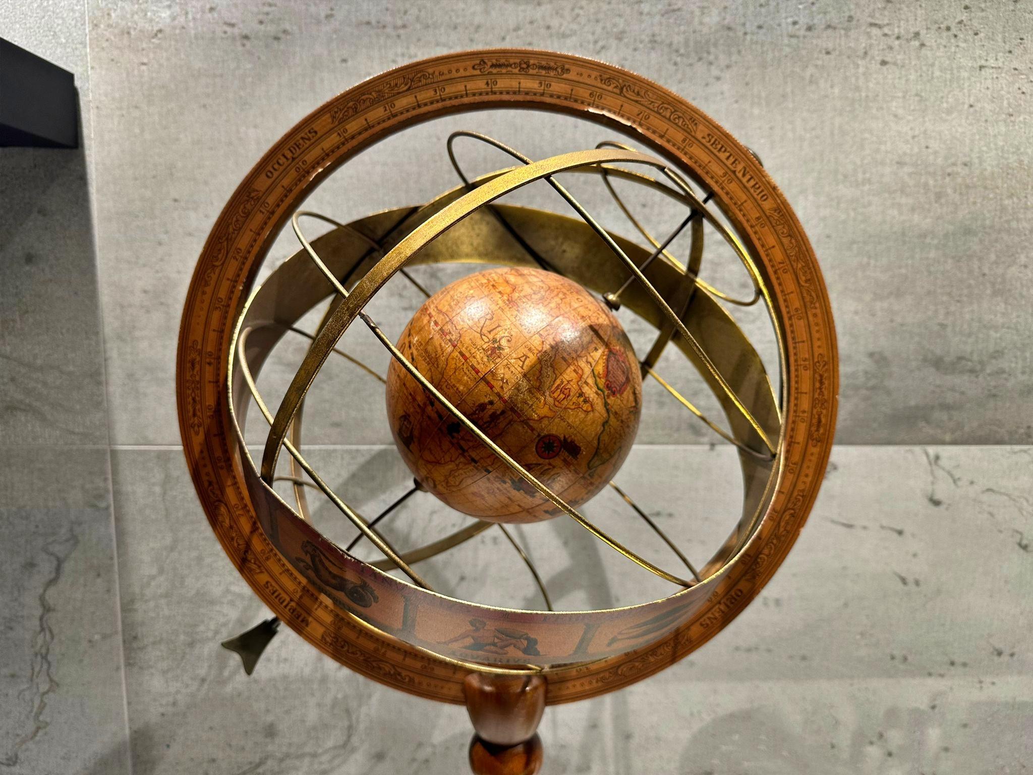 Impressive and Ancient Italian Armillary Sphere from Early 20th Century For Sale 1