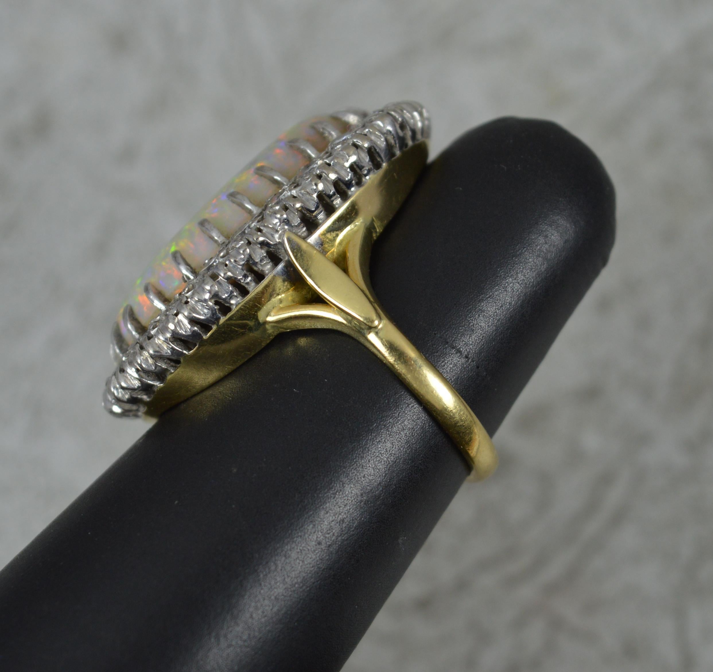 Beeindruckender und riesiger natürlicher Opal und Diamant 18ct Gold Cluster Cocktail-Ring im Angebot 5