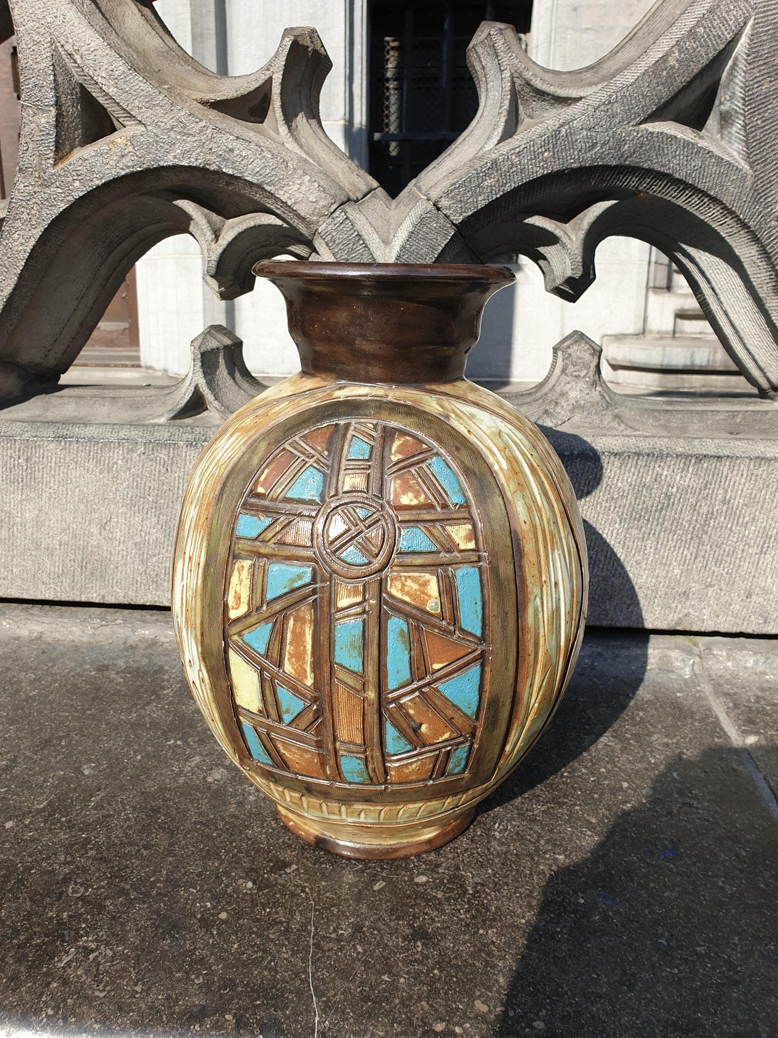 XX secolo Ceramic Vase of  Christ by Losson Belgium in vendita