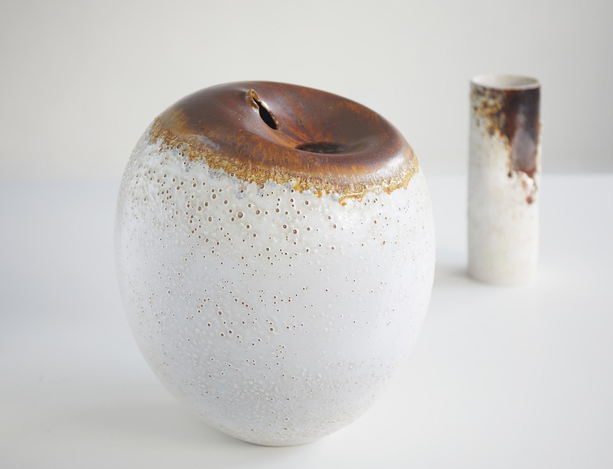 Impressive and large ceramic sphere by Pino Castagna, Italy 1960's For Sale 5