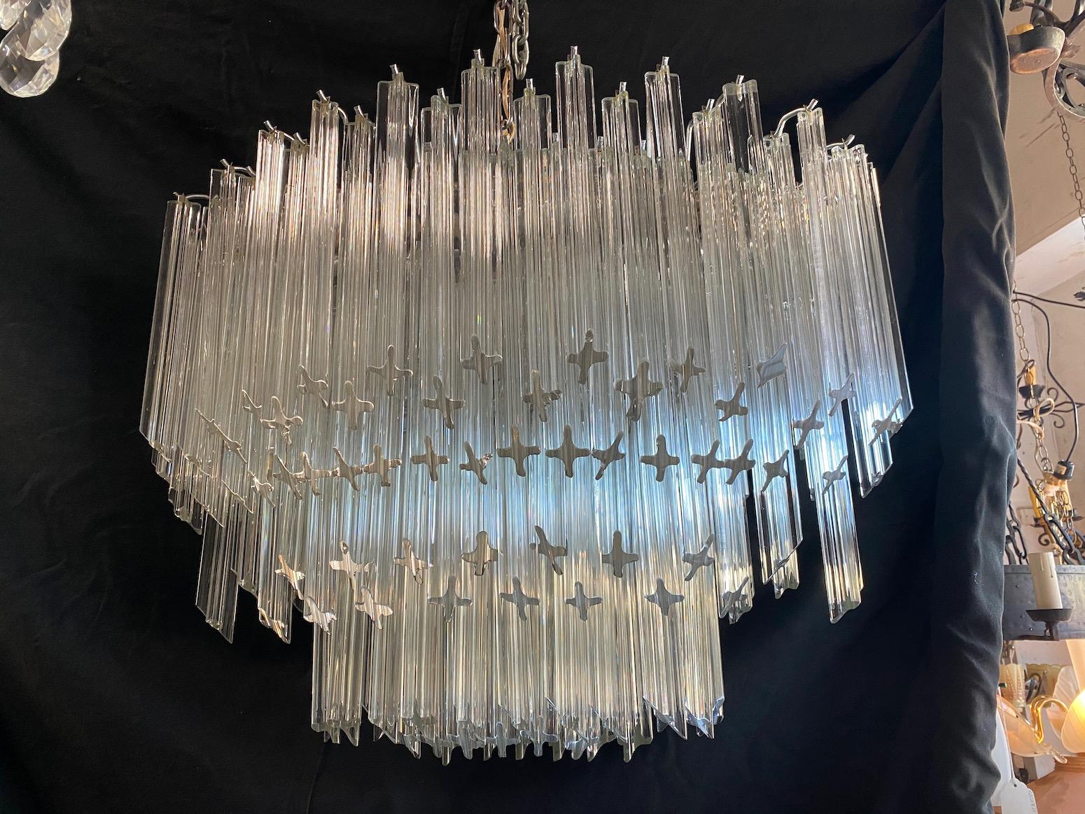 Impressive and Rare Oval Murano Crystal Glass Light Design Venini Style In Good Condition In Los Angeles, CA