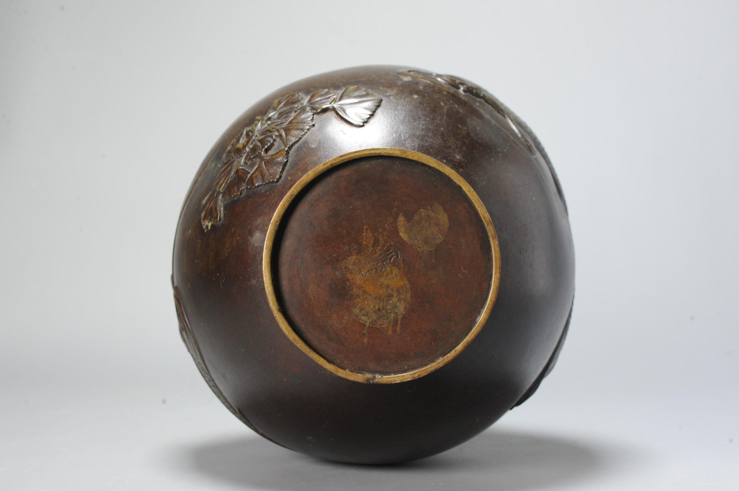 Impressive Antique 19th Century Japanese Bronze Carp Vase Meiji Period For Sale 9