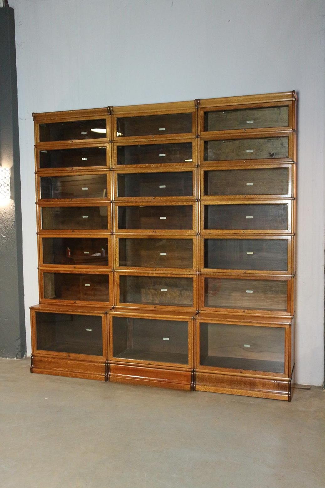 Early 20th Century Impressive Antique Oak Globe Wernicke Bookcase