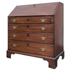 Impressionnant bureau-secrétaire antique à plateau incliné