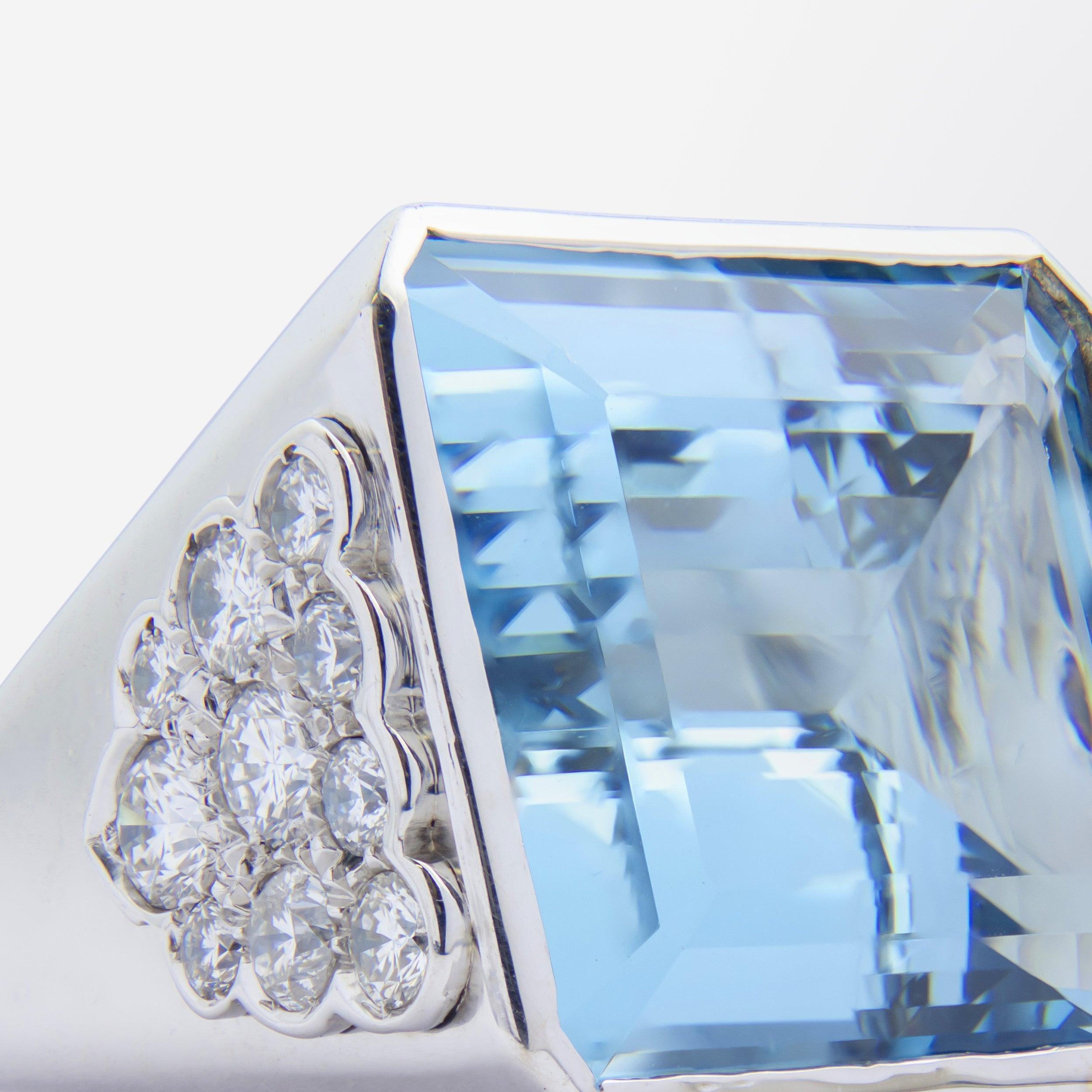 Women's or Men's Impressive Aquamarine & Diamond Ring in 18 Karat White Gold