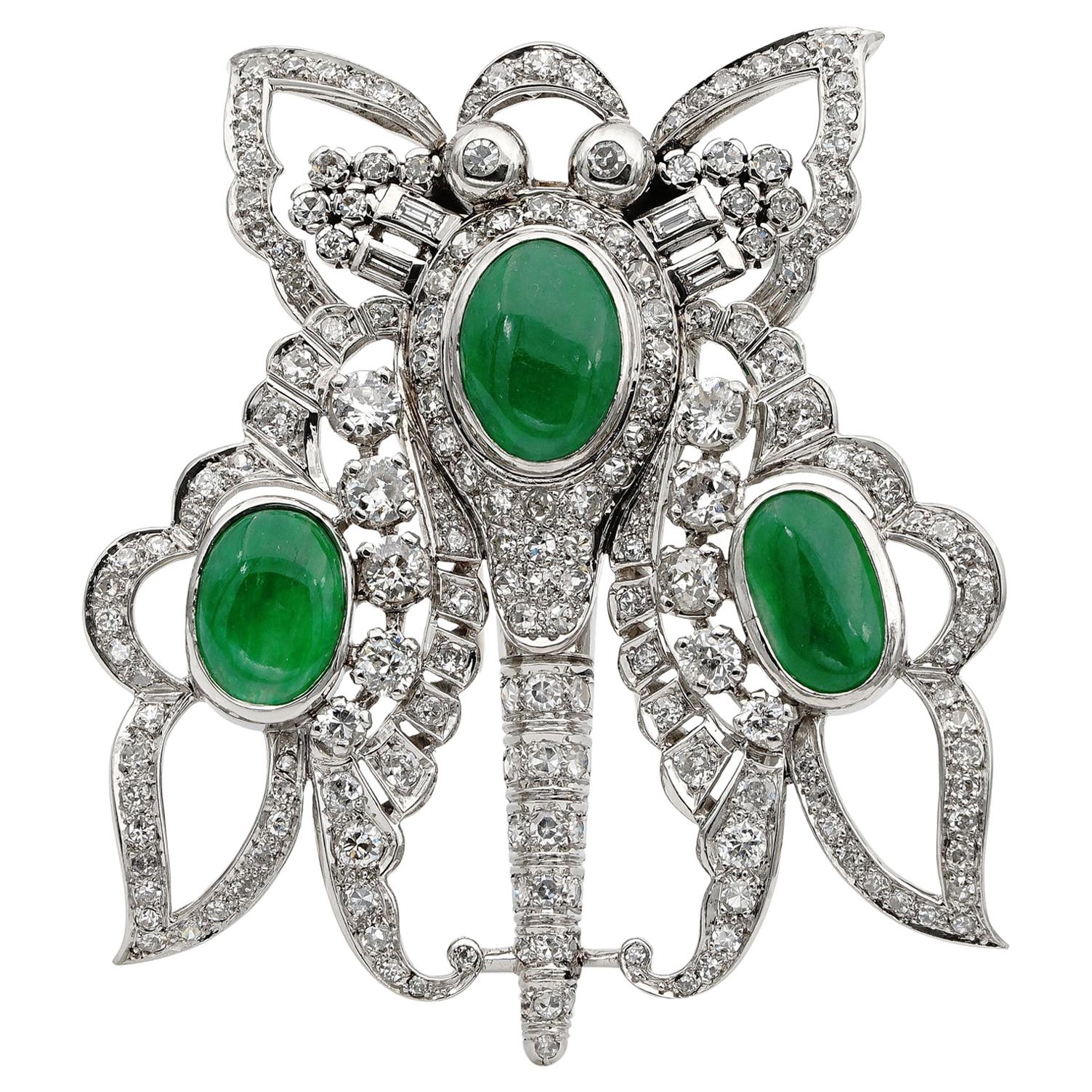 Impressive Art Deco 11.0 CT certified Jade Diamond  Butterfly Platinum Brooch For Sale