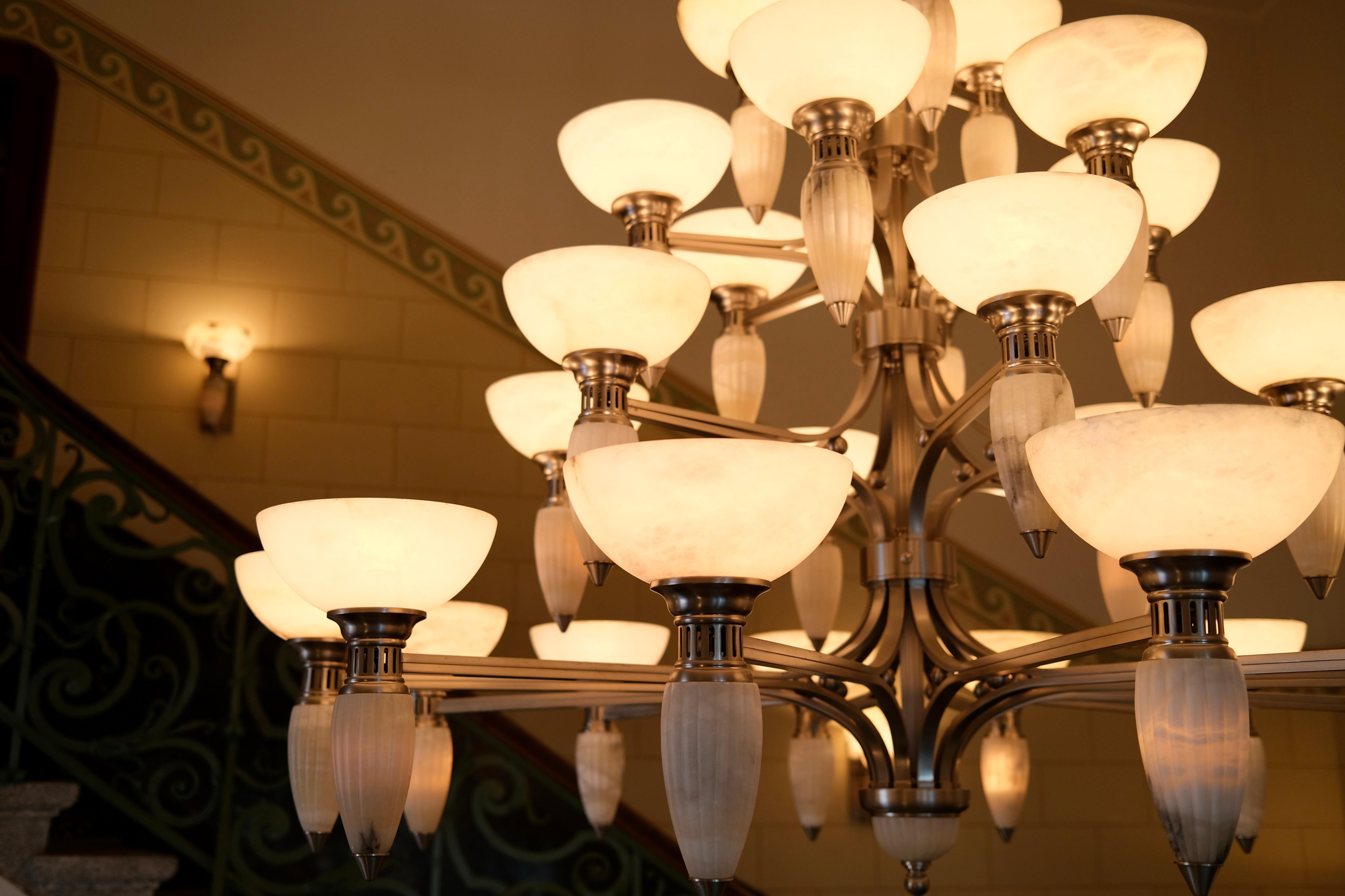 Impressive Art Deco Style Chandelier with Alabaster Bowls and Illuminated Cones For Sale 4