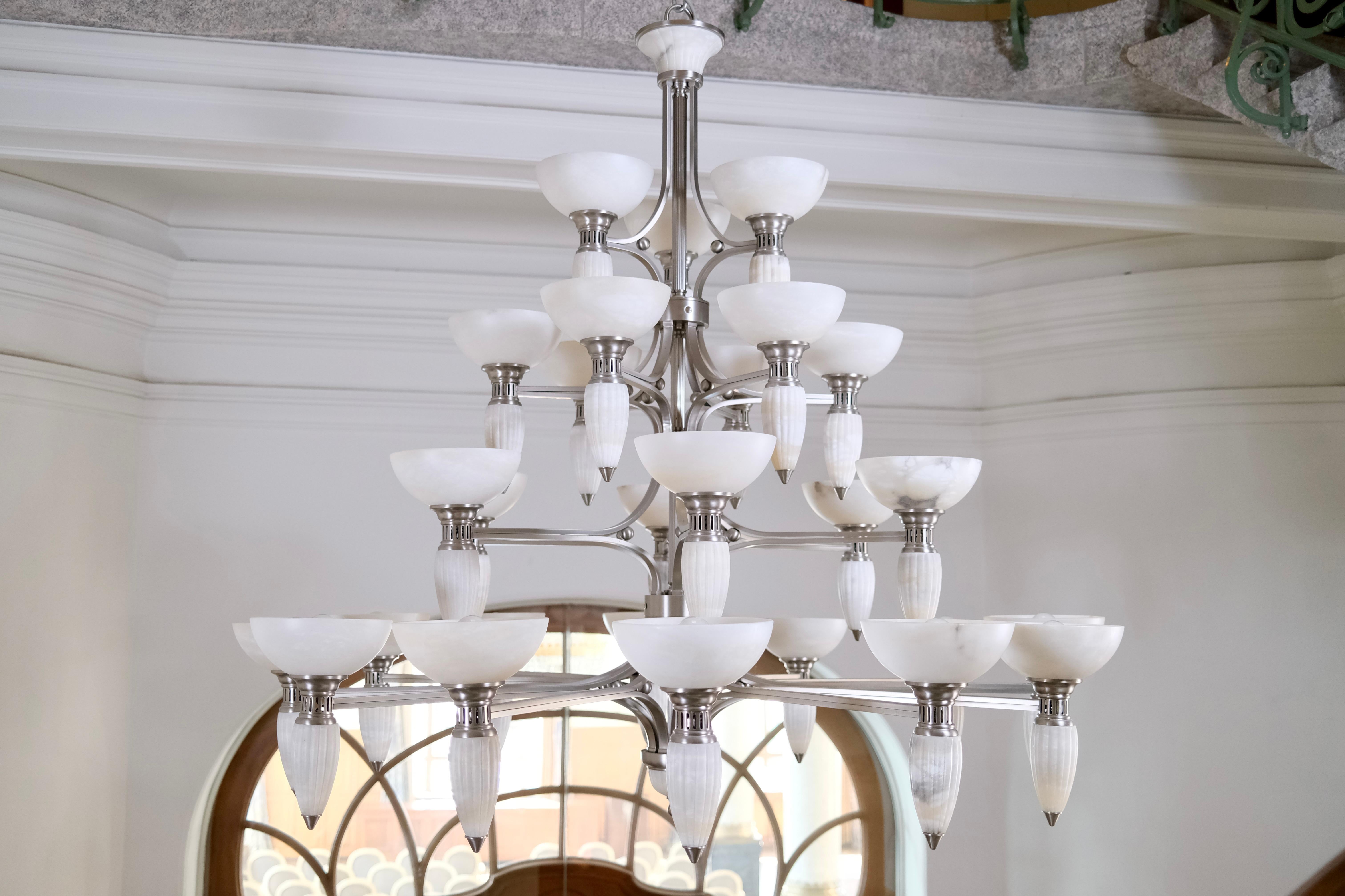 Impressive Art Deco Style Chandelier with Alabaster Bowls and Illuminated Cones For Sale 6