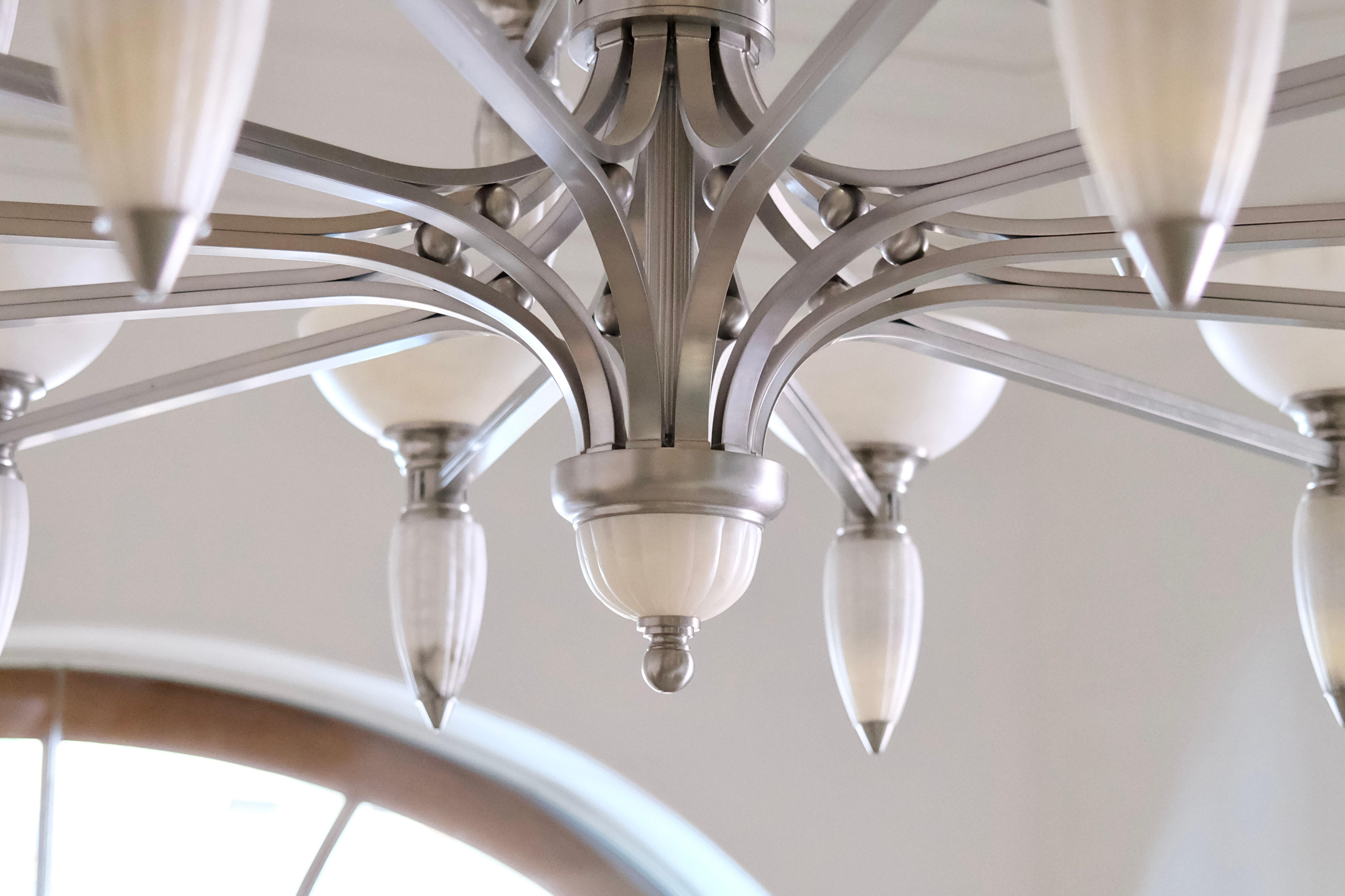 Impressive Art Deco Style Chandelier with Alabaster Bowls and Illuminated Cones For Sale 10