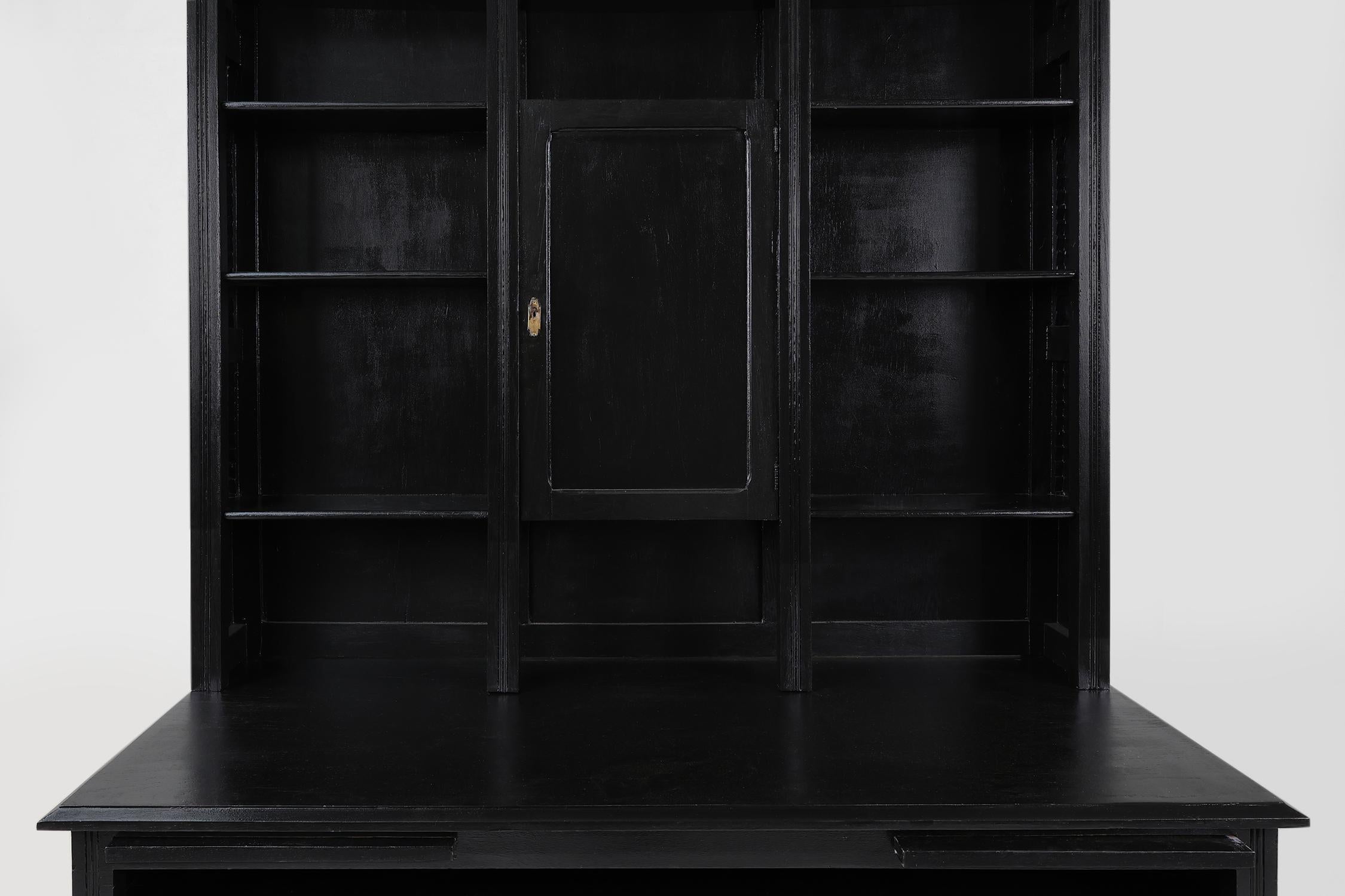 Beeindruckender Jugendstil-Bauernschrank aus Eiche, Frankreich ca. 1910 (Art déco) im Angebot