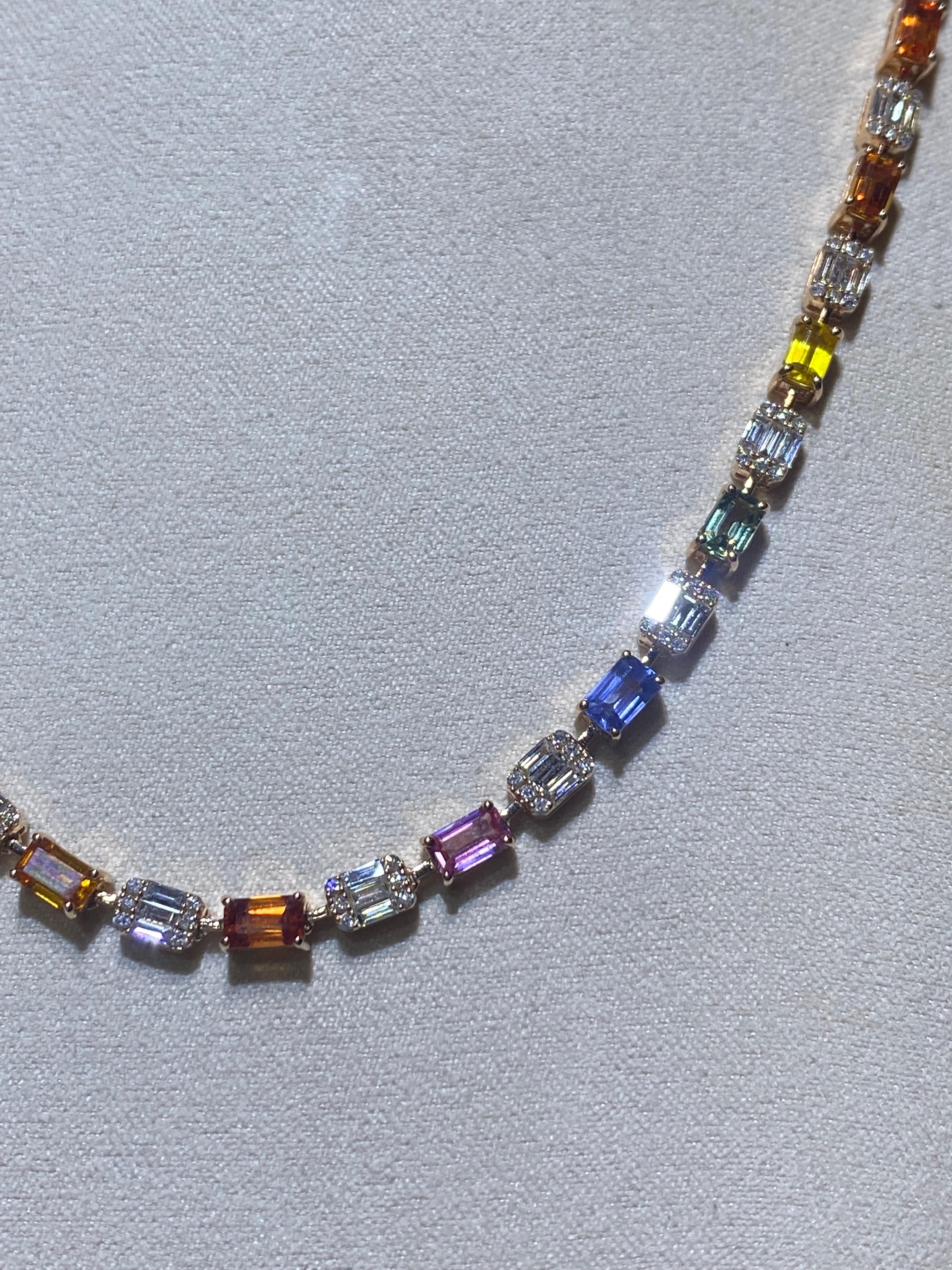Impressive Baguette Multi Sapphire White 18k Gold Necklace for Her In New Condition For Sale In Montreux, CH