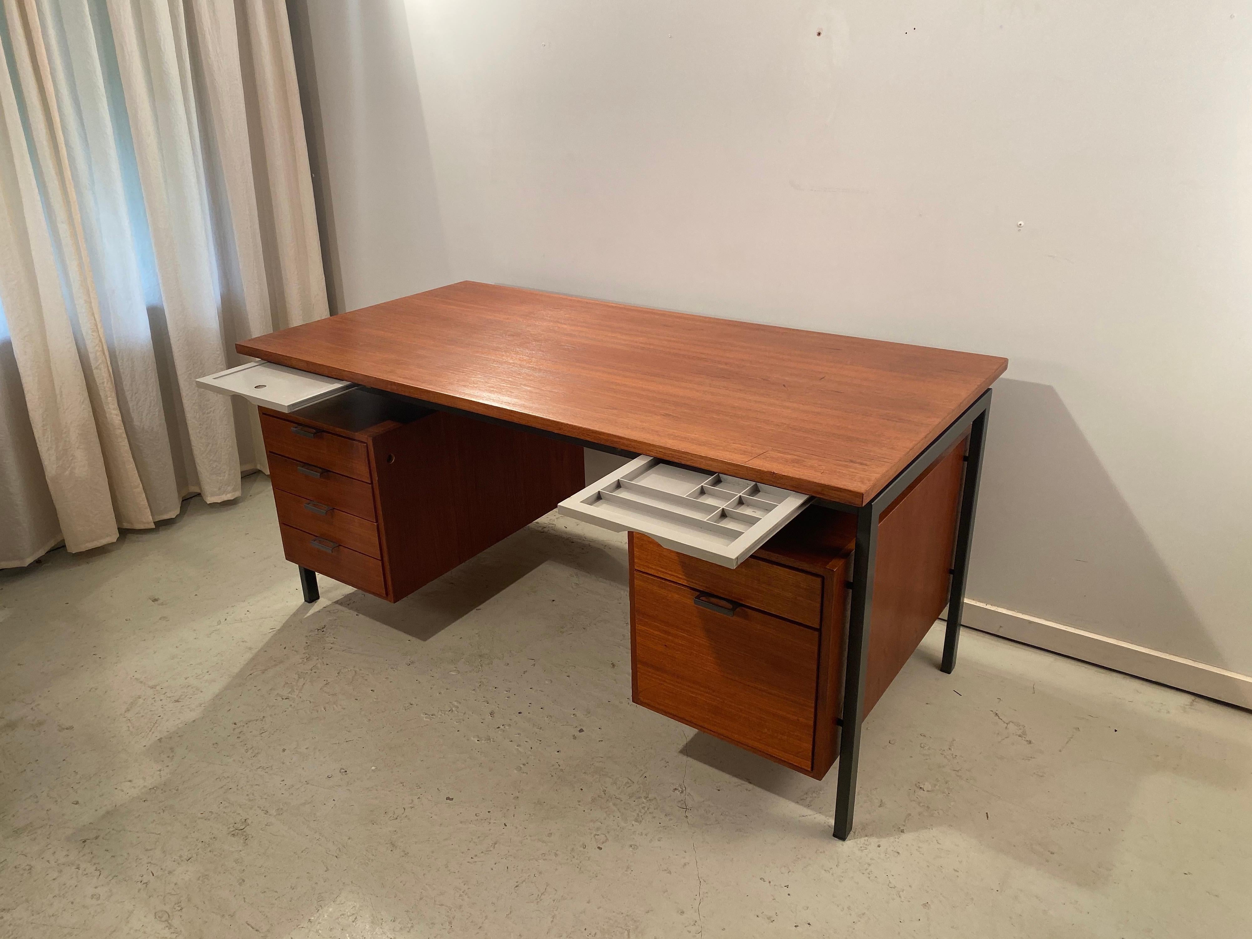 herbert desk