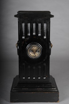 Impressive black pedestal made of ebonized solid wood, circa 1860s