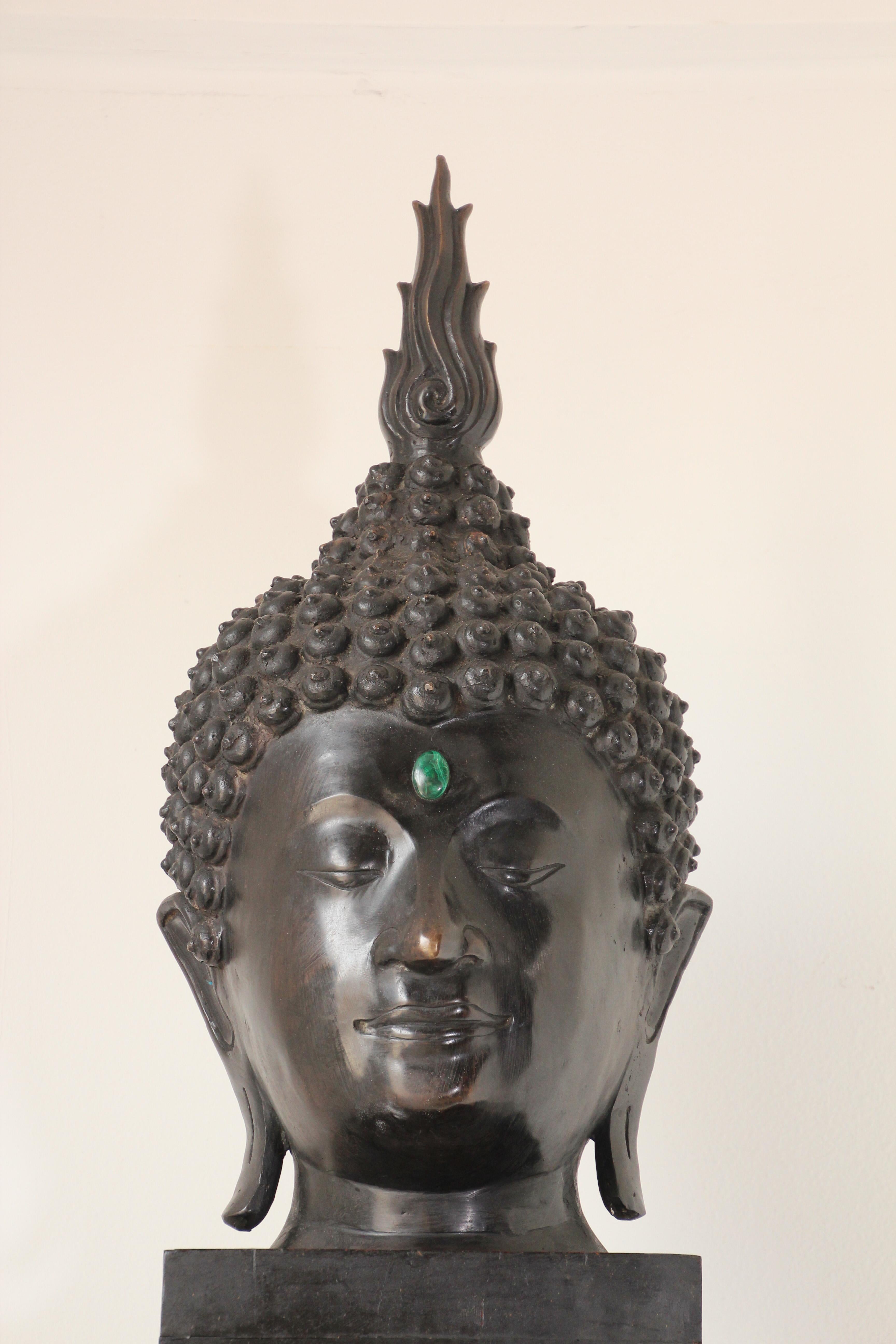 pedestal for buddha statue